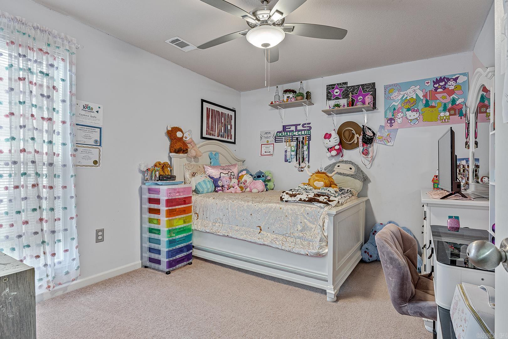 HUNTERS GLEN - Residential