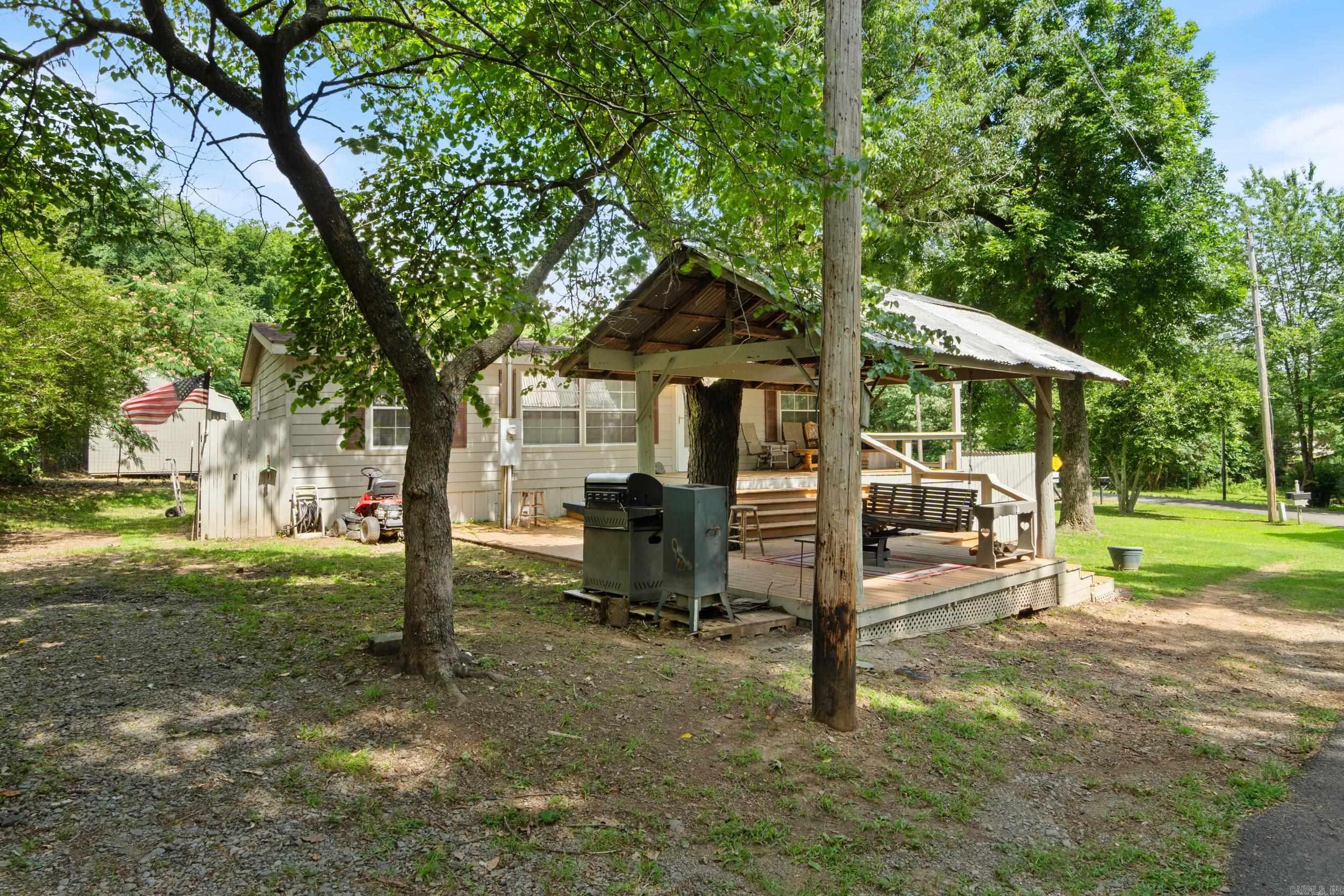 ADAMS BOAT LANDING - Residential