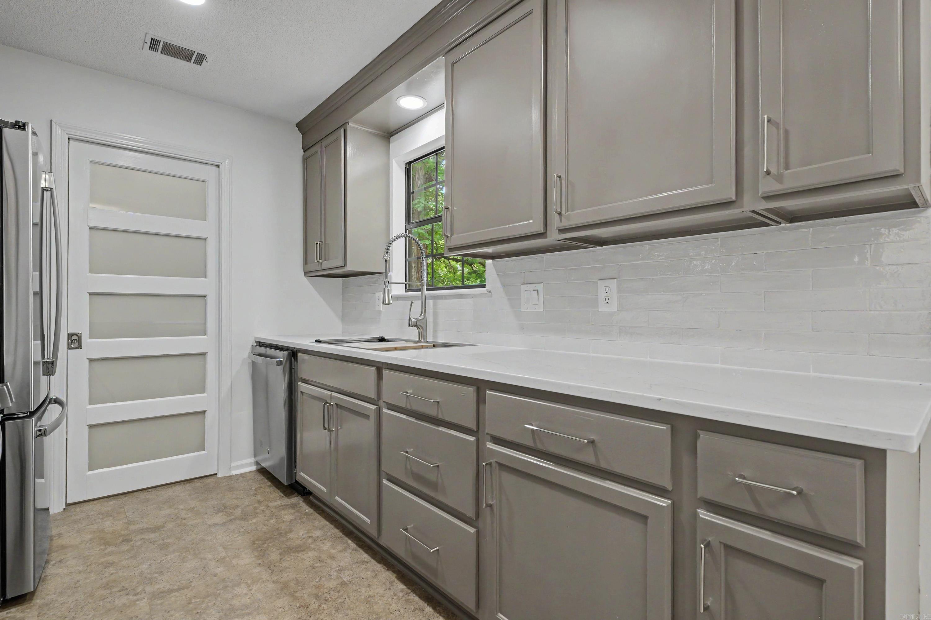 TIMBER RIDGE - Residential