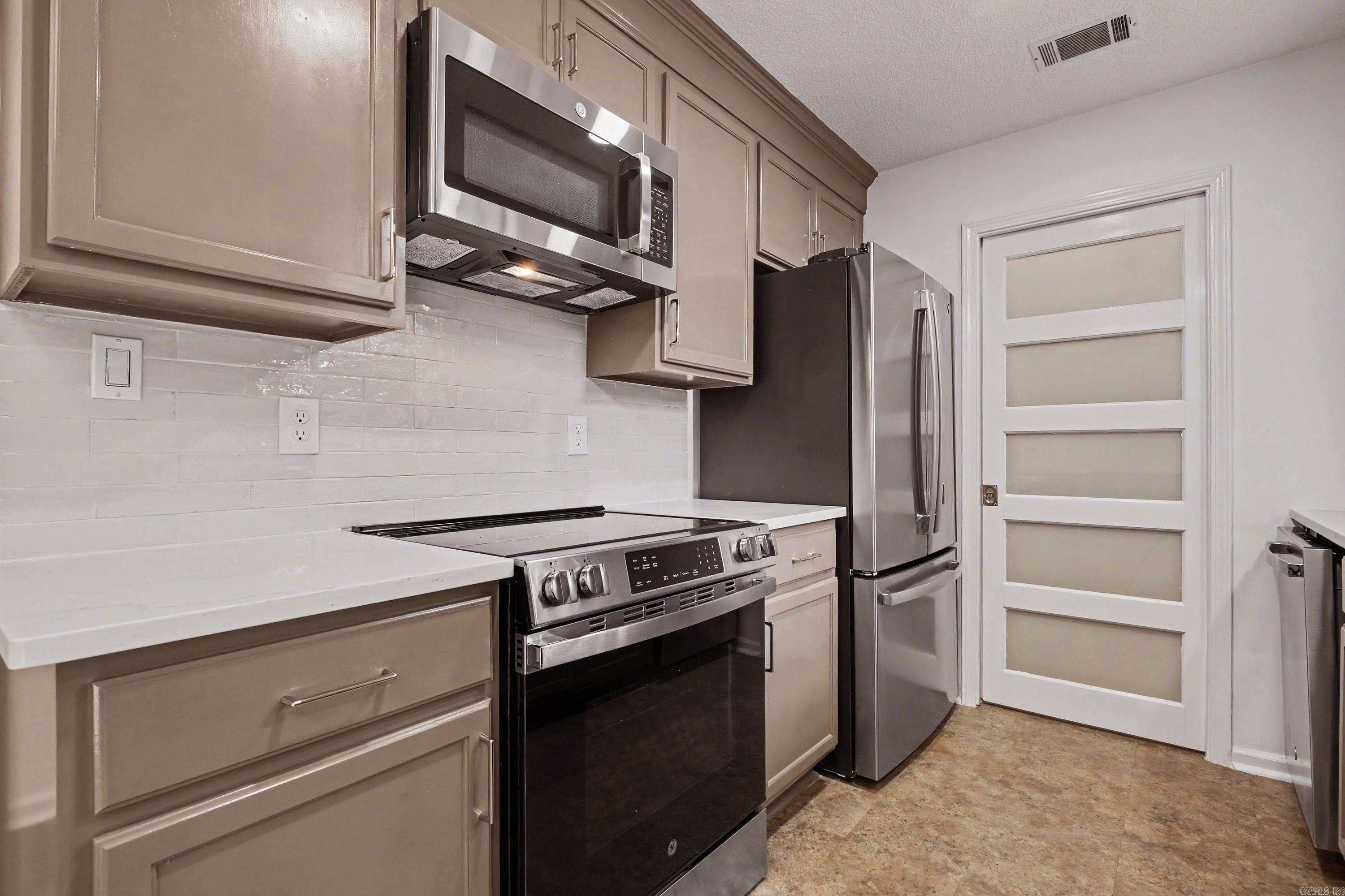 TIMBER RIDGE - Residential