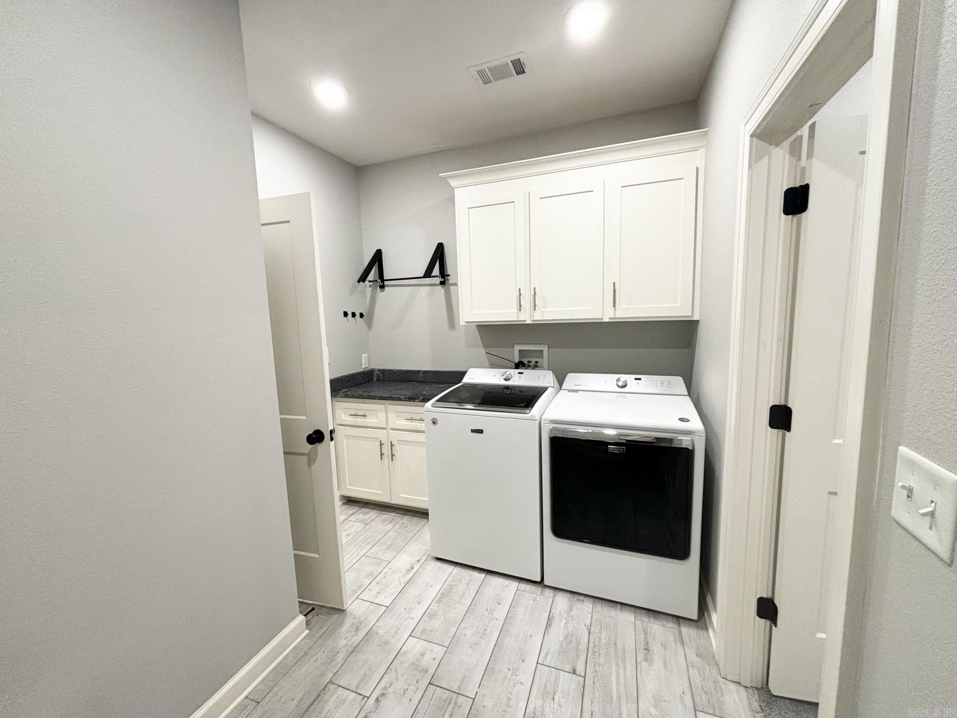 WOODRIDGE - Residential