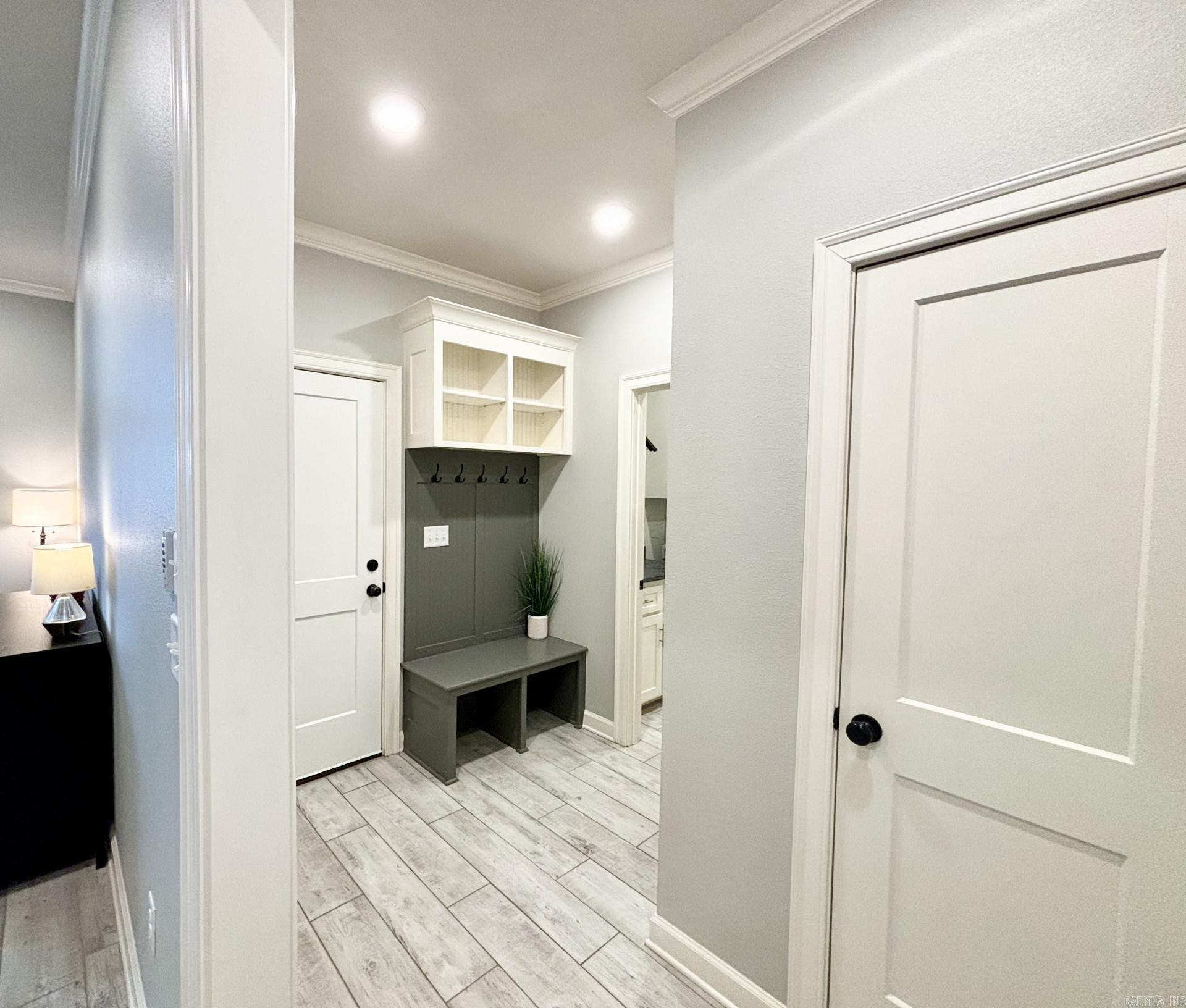 WOODRIDGE - Residential