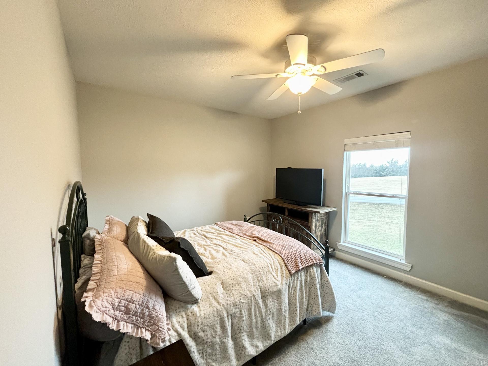 WOODRIDGE - Residential