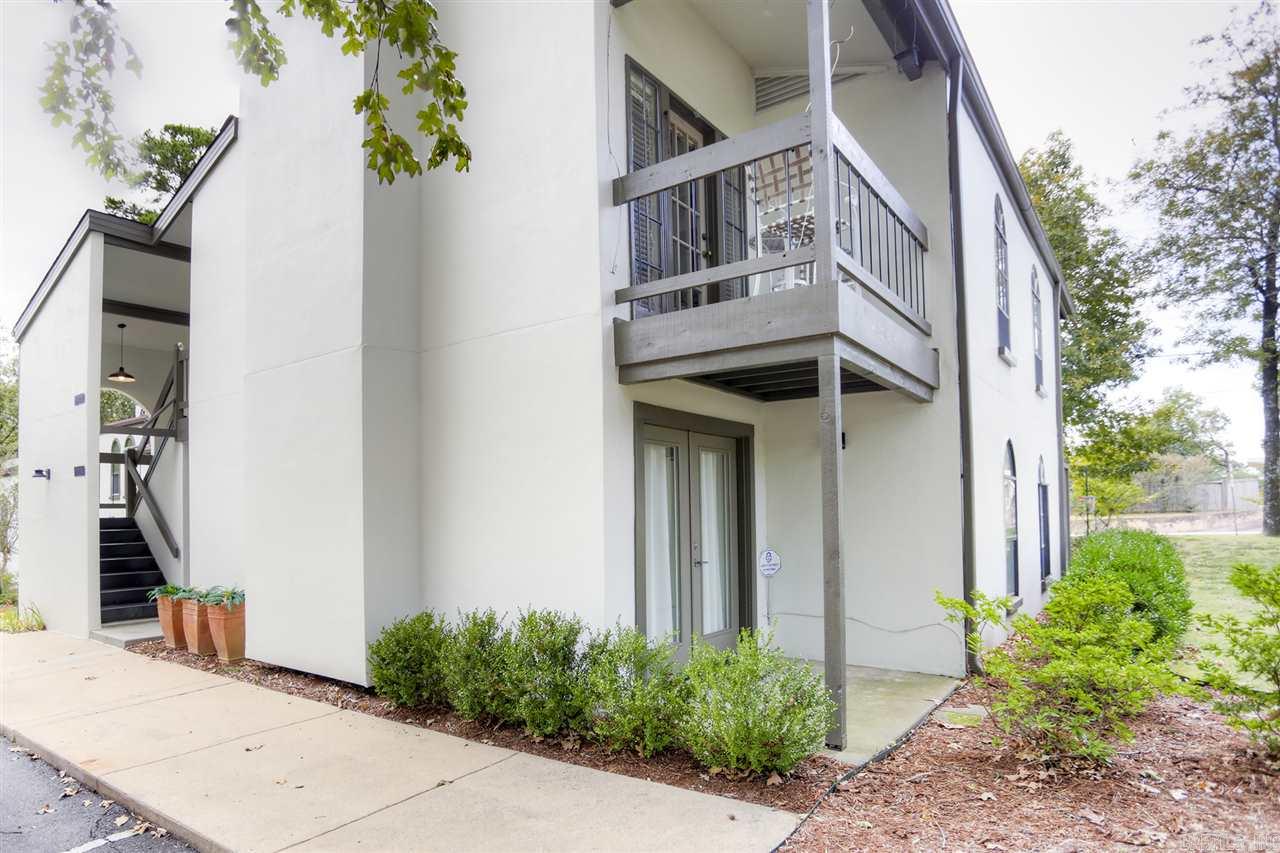 Las Casitas - Residential Lease