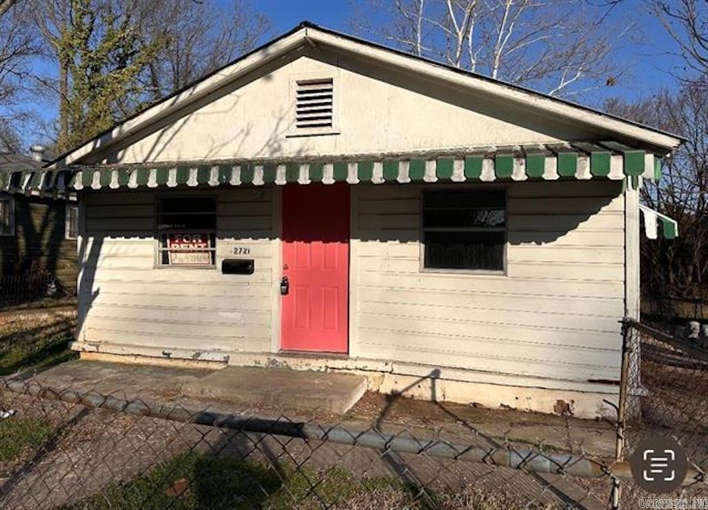 Investment property 2BR 1BA currently on a month to month lease.