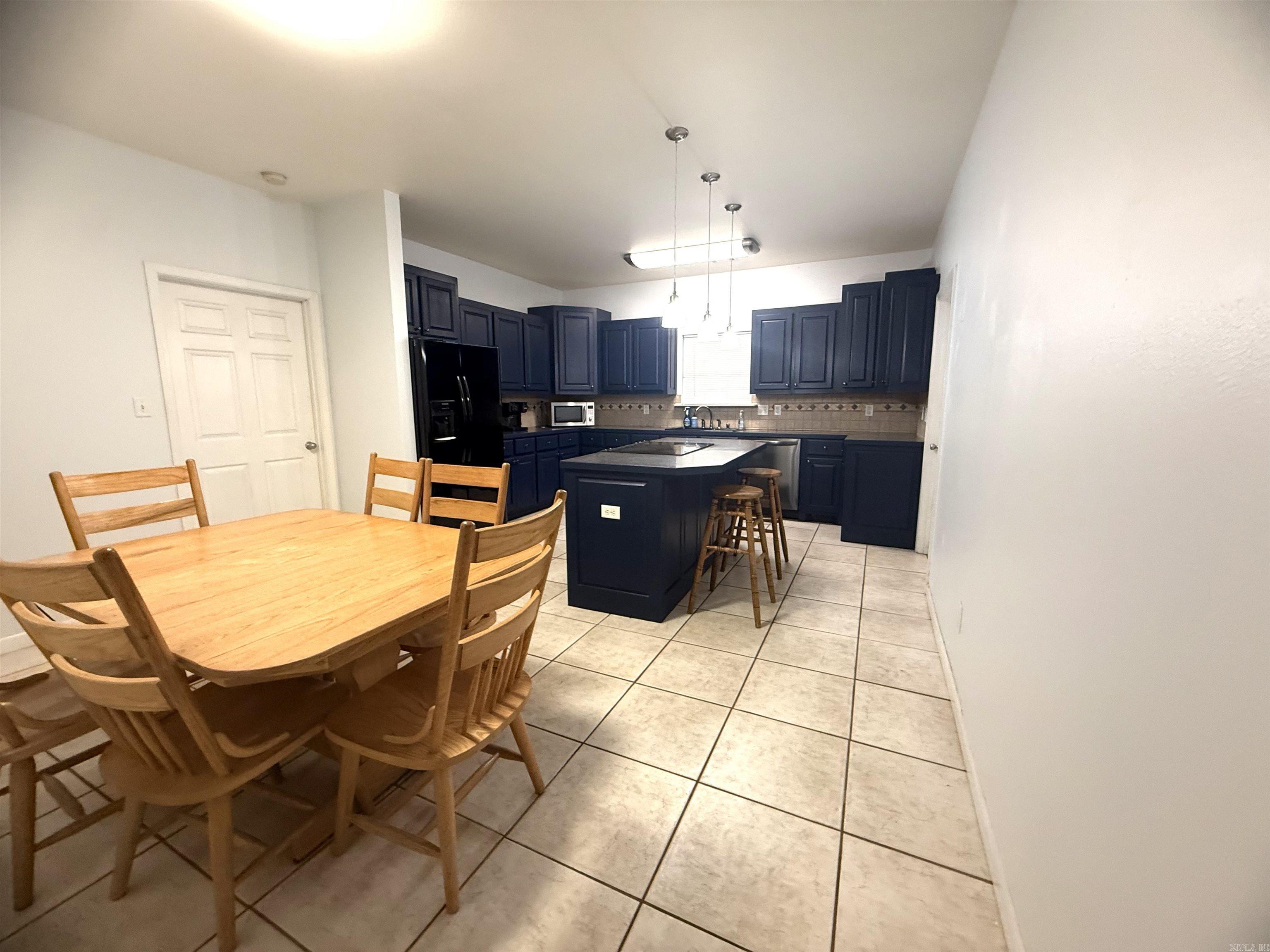 ORIGINAL TOWN-BENTON - Residential