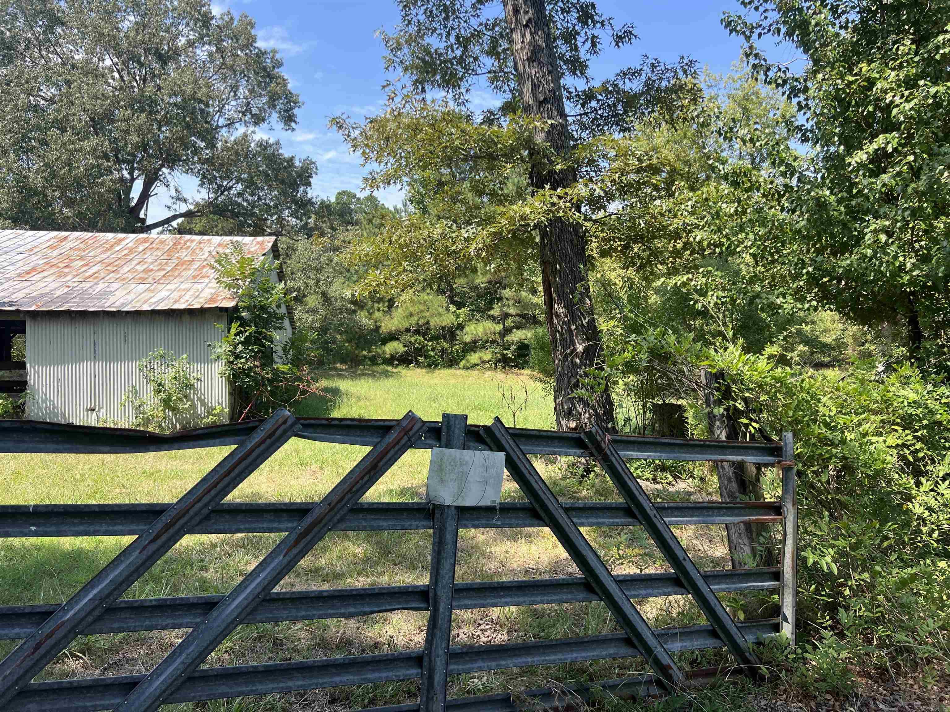 GEISREITER-EDGEWOOD CEMETERY - Residential