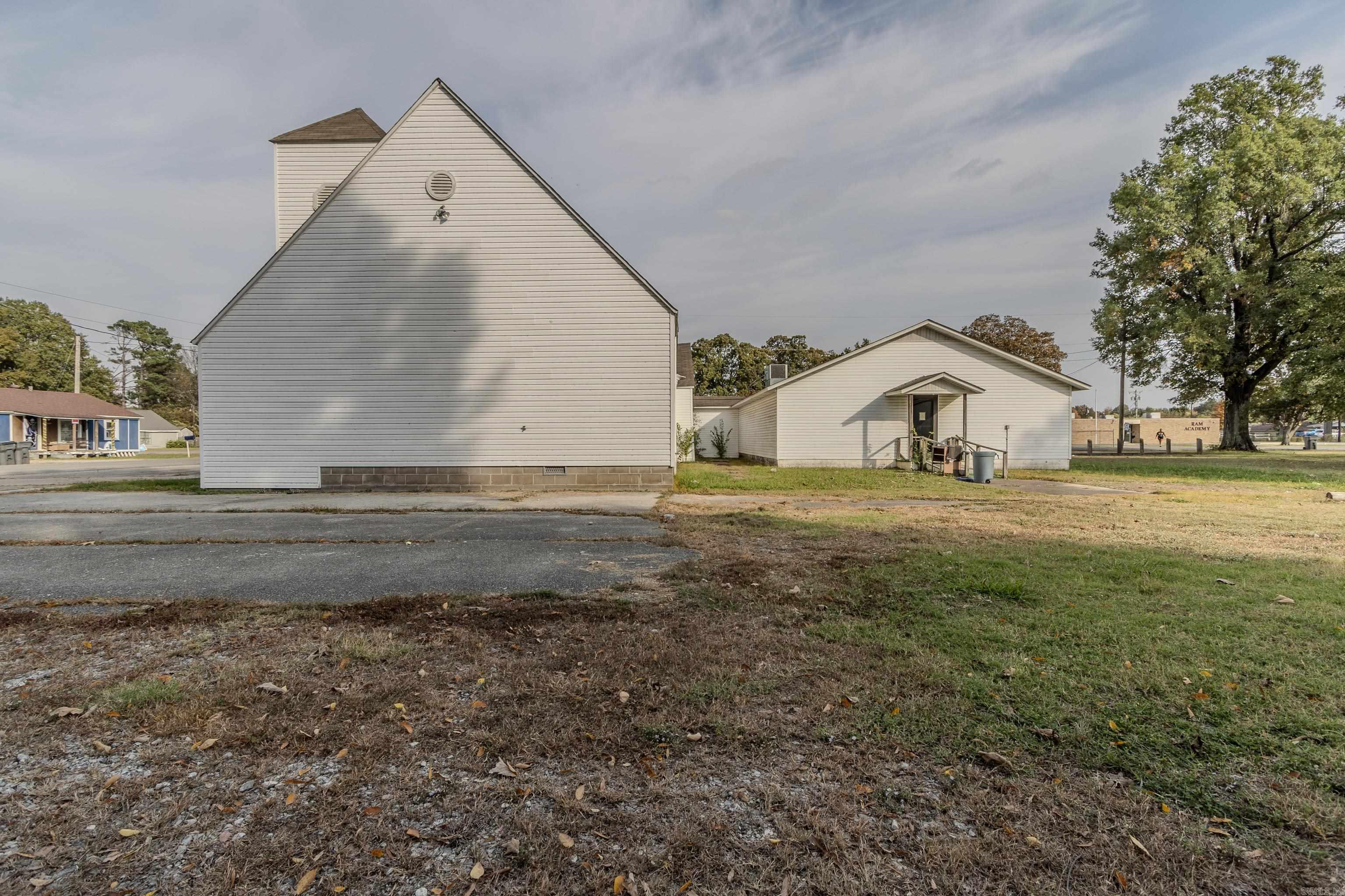 Glasscocks - Commercial Sale