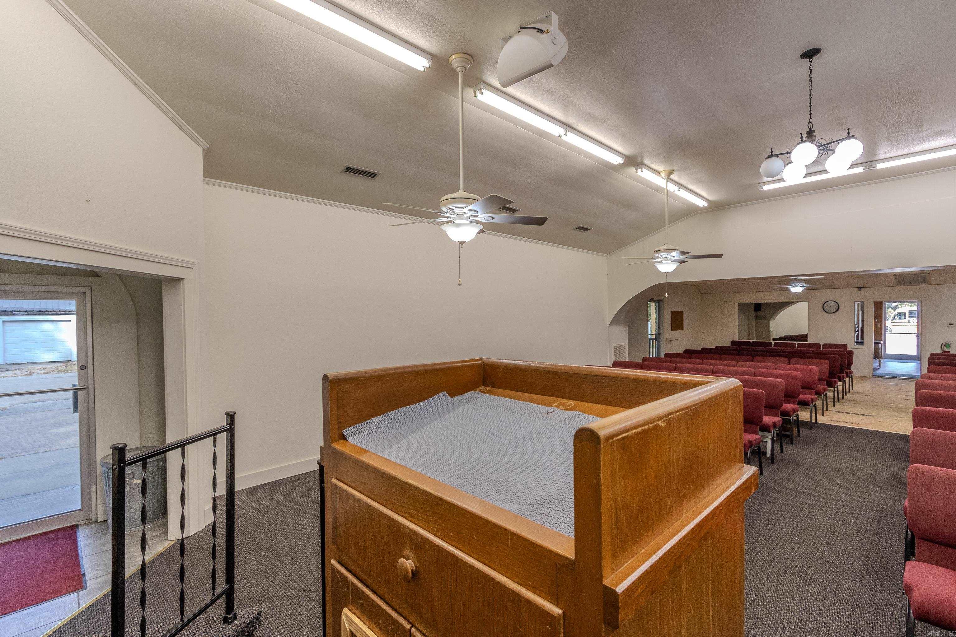 Glasscocks - Commercial Sale