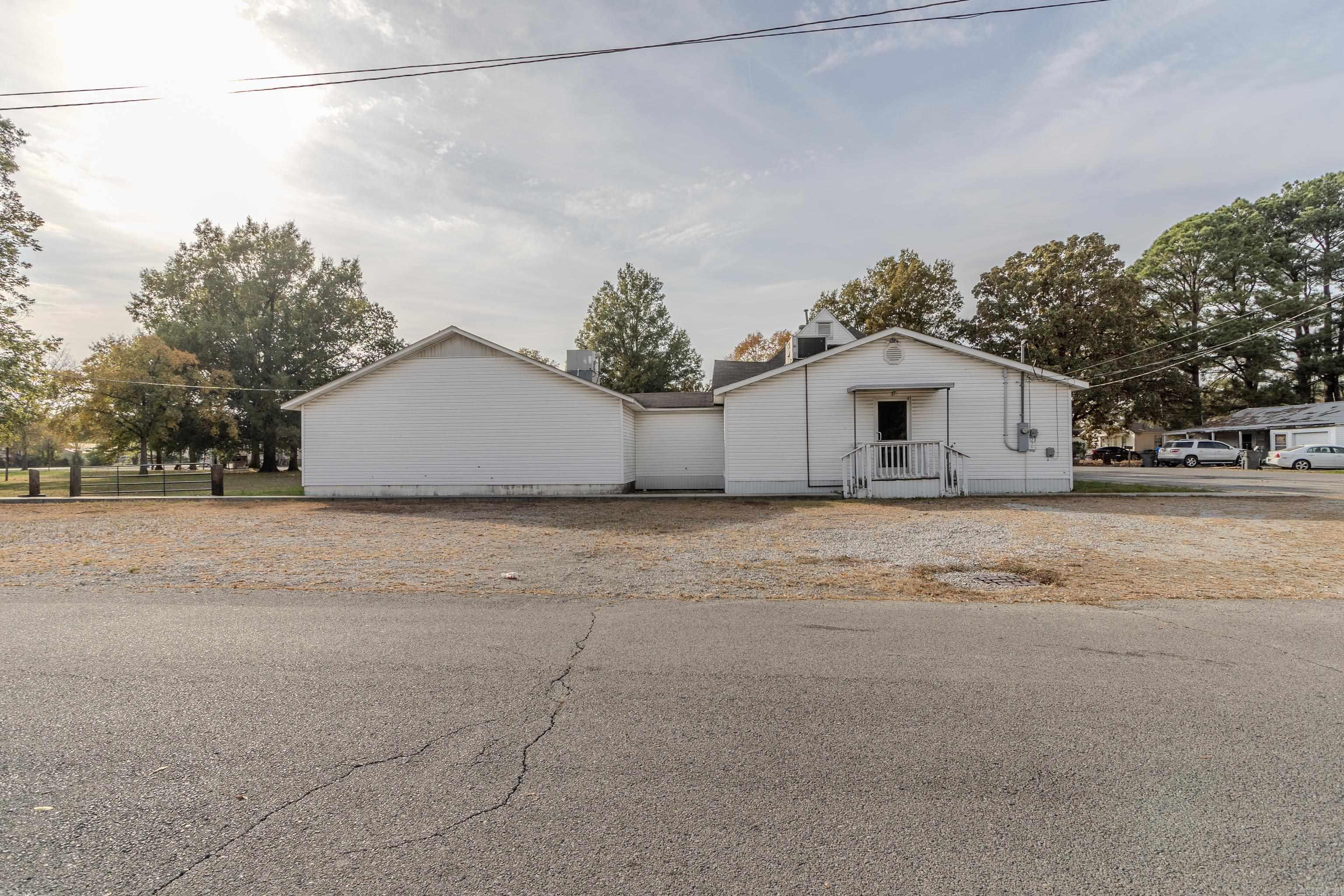 Glasscocks - Commercial Sale