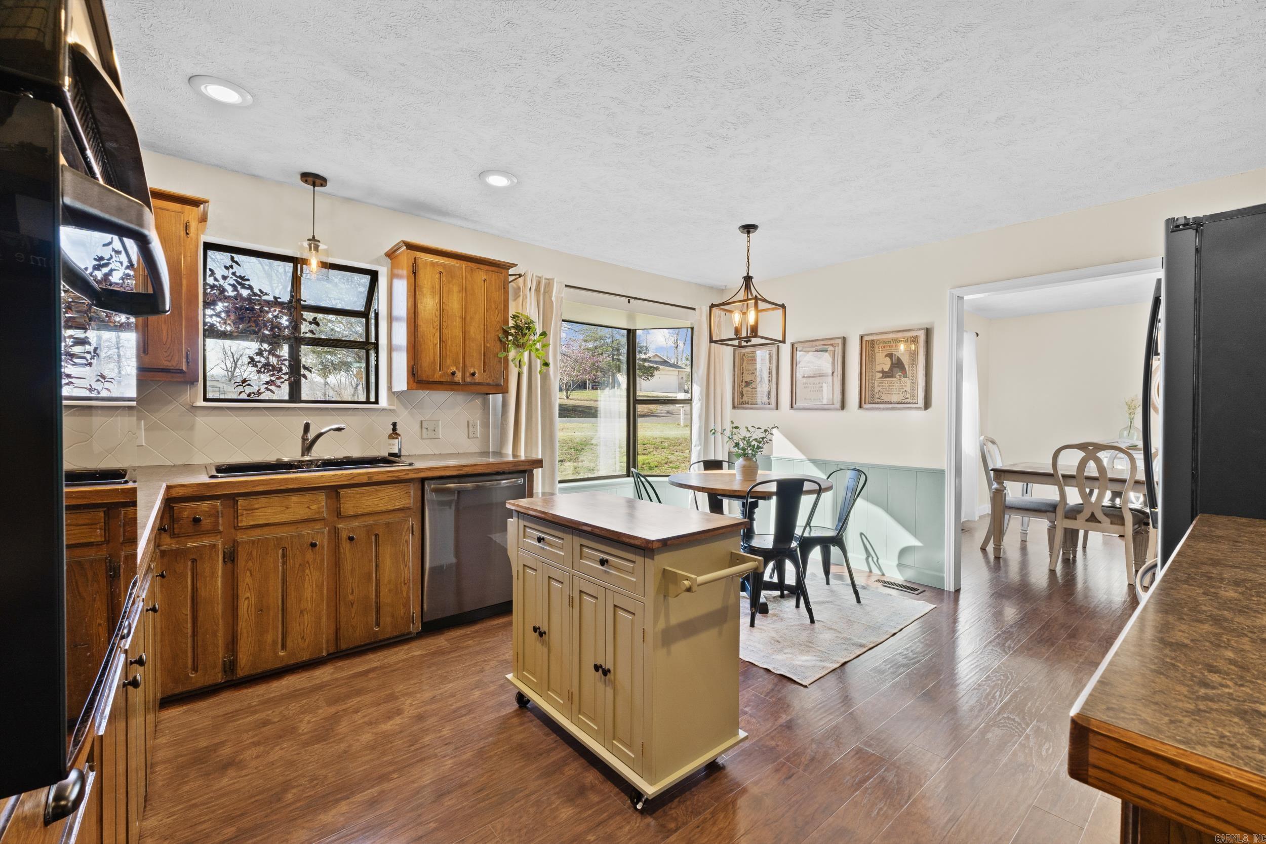 Meadowlake Estates - Residential