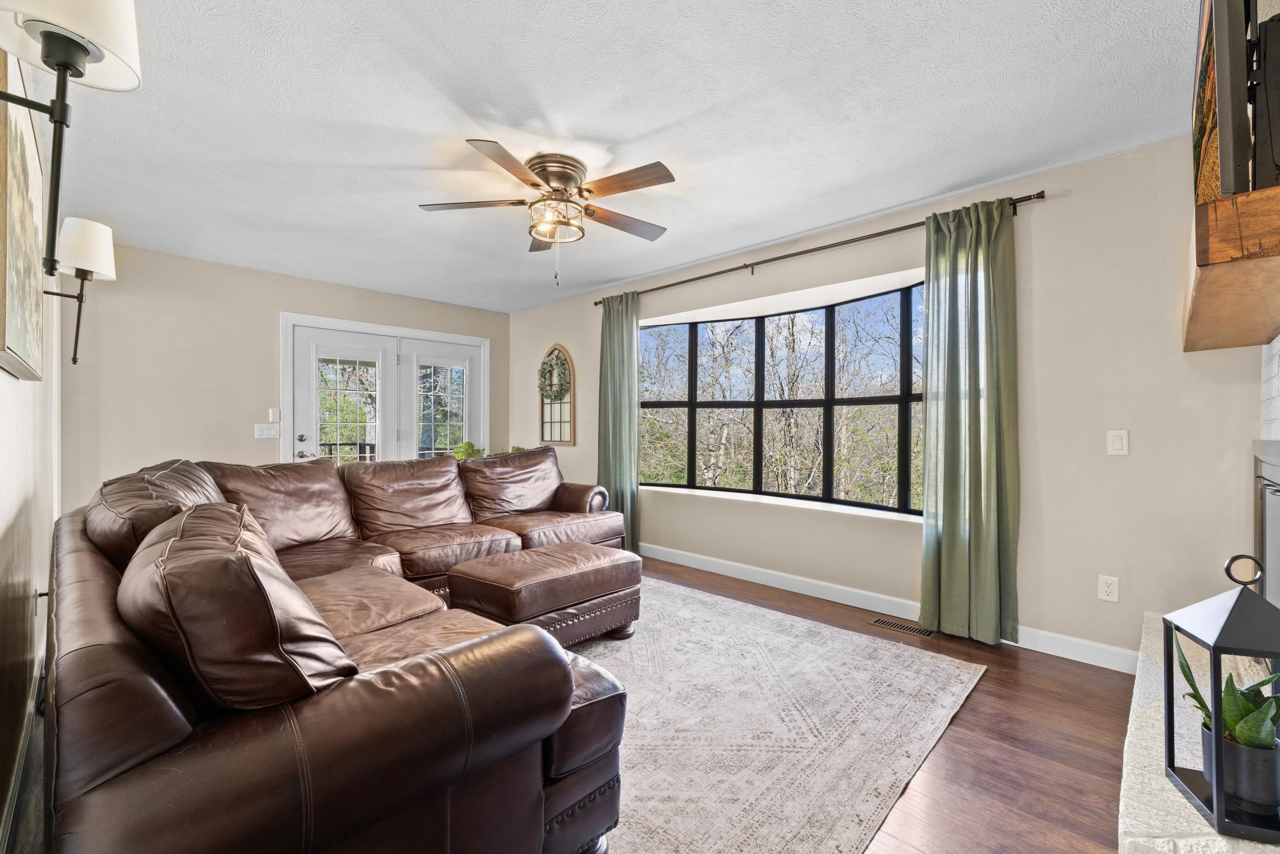 Meadowlake Estates - Residential