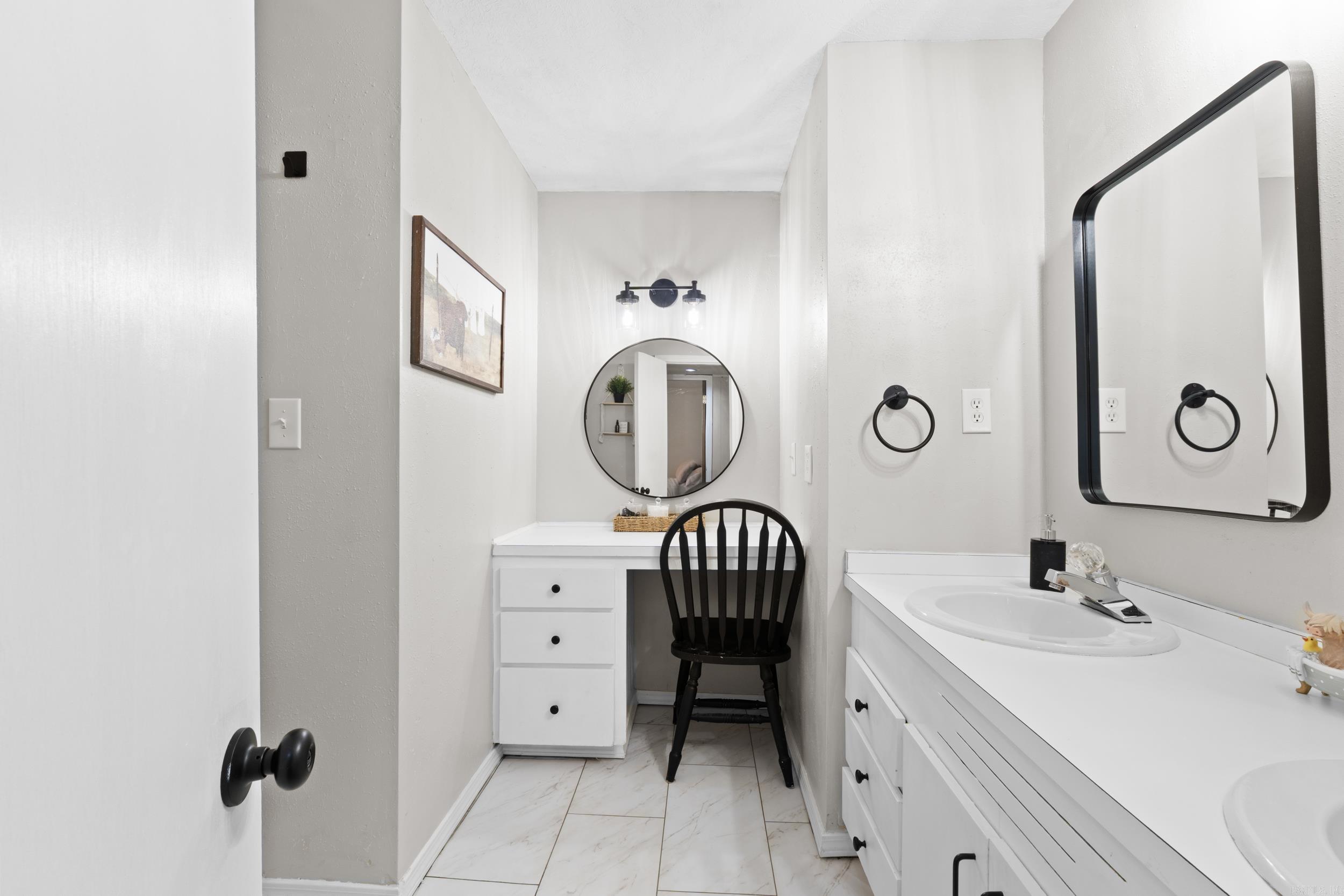 Meadowlake Estates - Residential