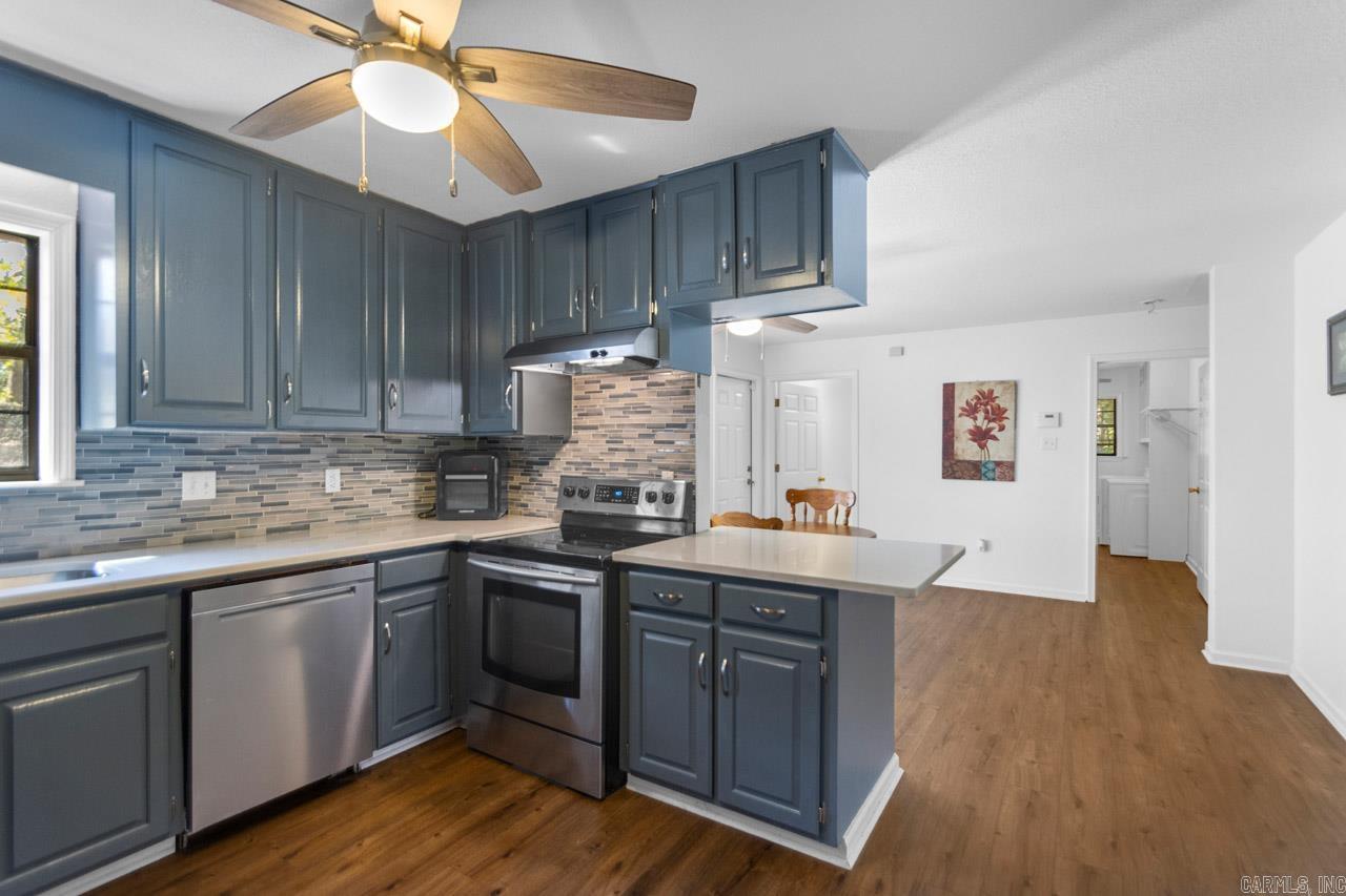 LAKE RIDGE - Residential