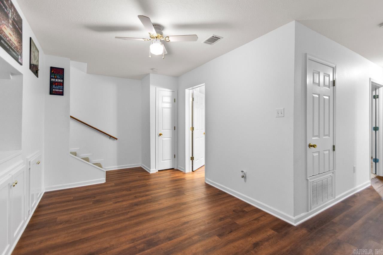 LAKE RIDGE - Residential