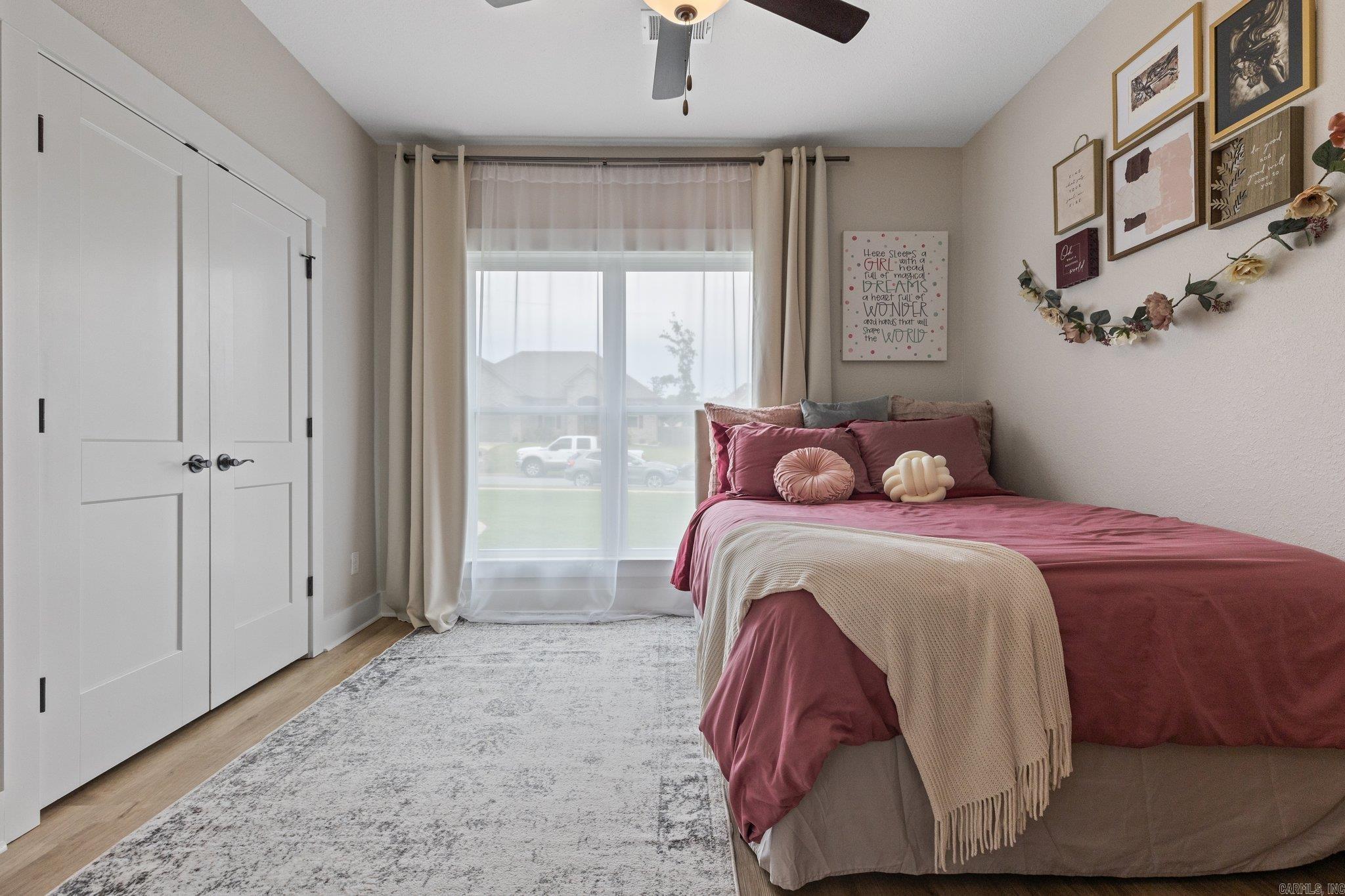 MILLERS GLENN - Residential