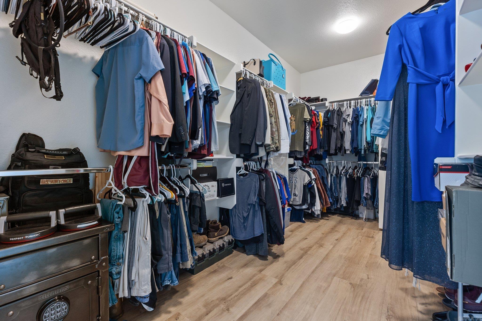 MILLERS GLENN - Residential