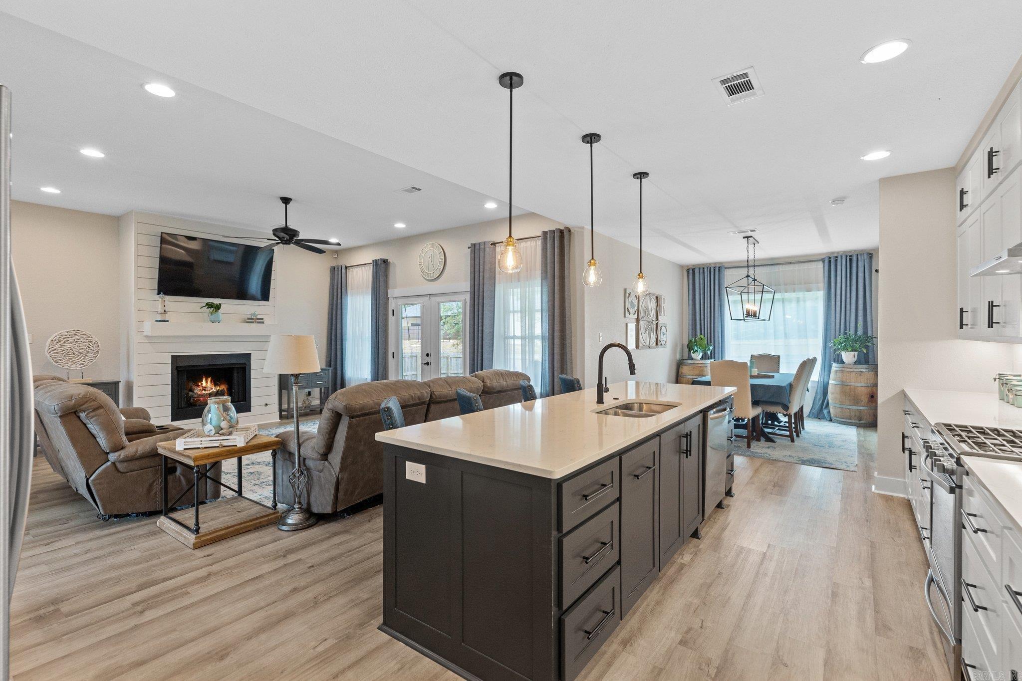 MILLERS GLENN - Residential