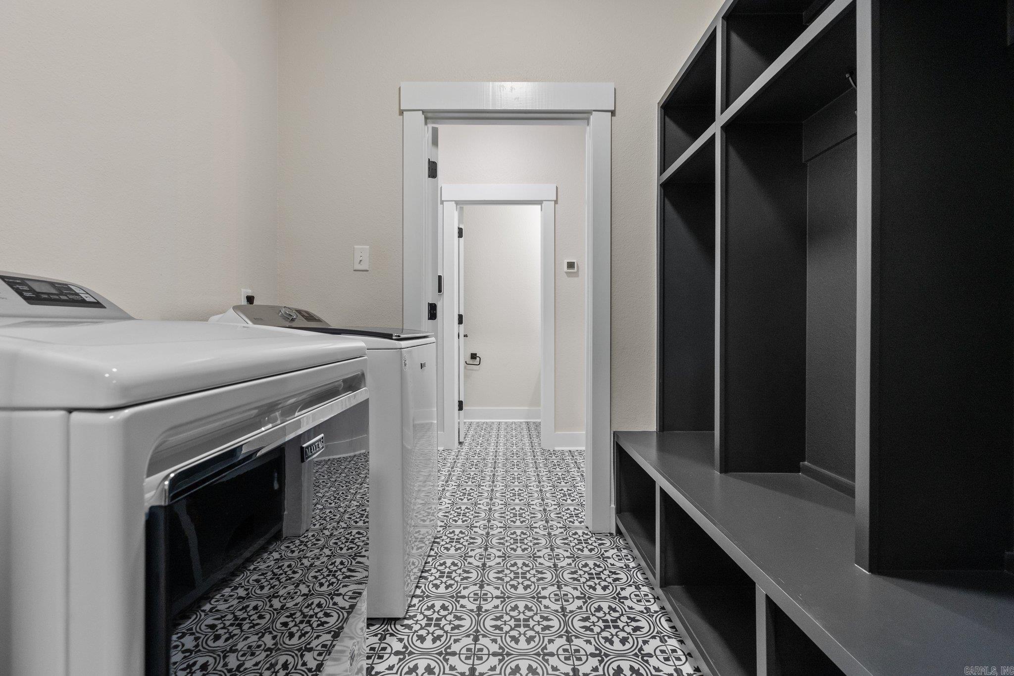 MILLERS GLENN - Residential