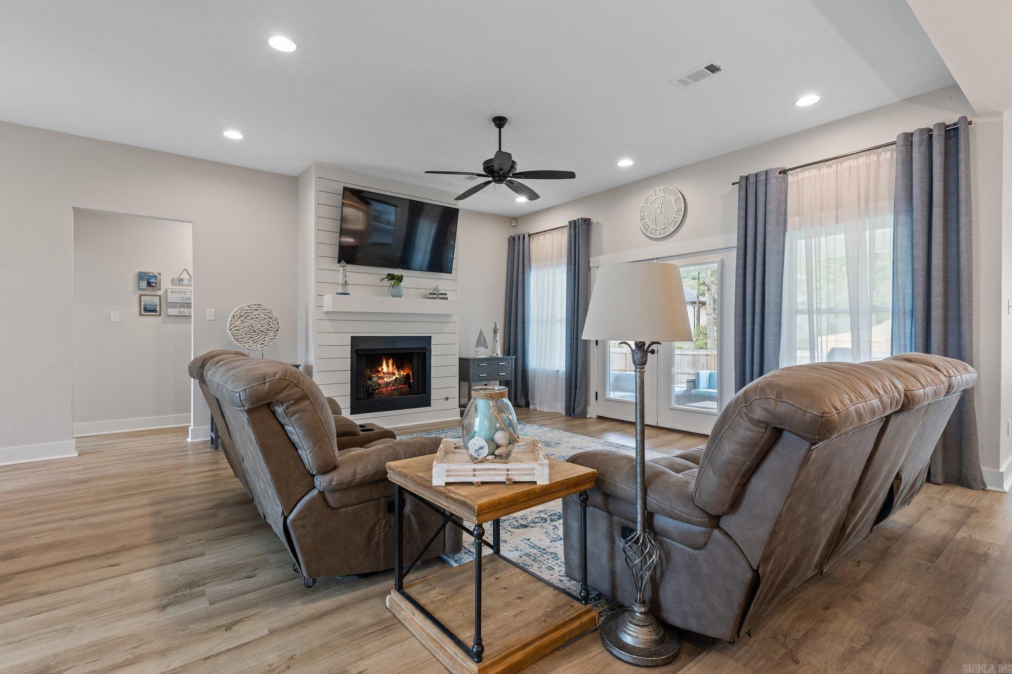 MILLERS GLENN - Residential