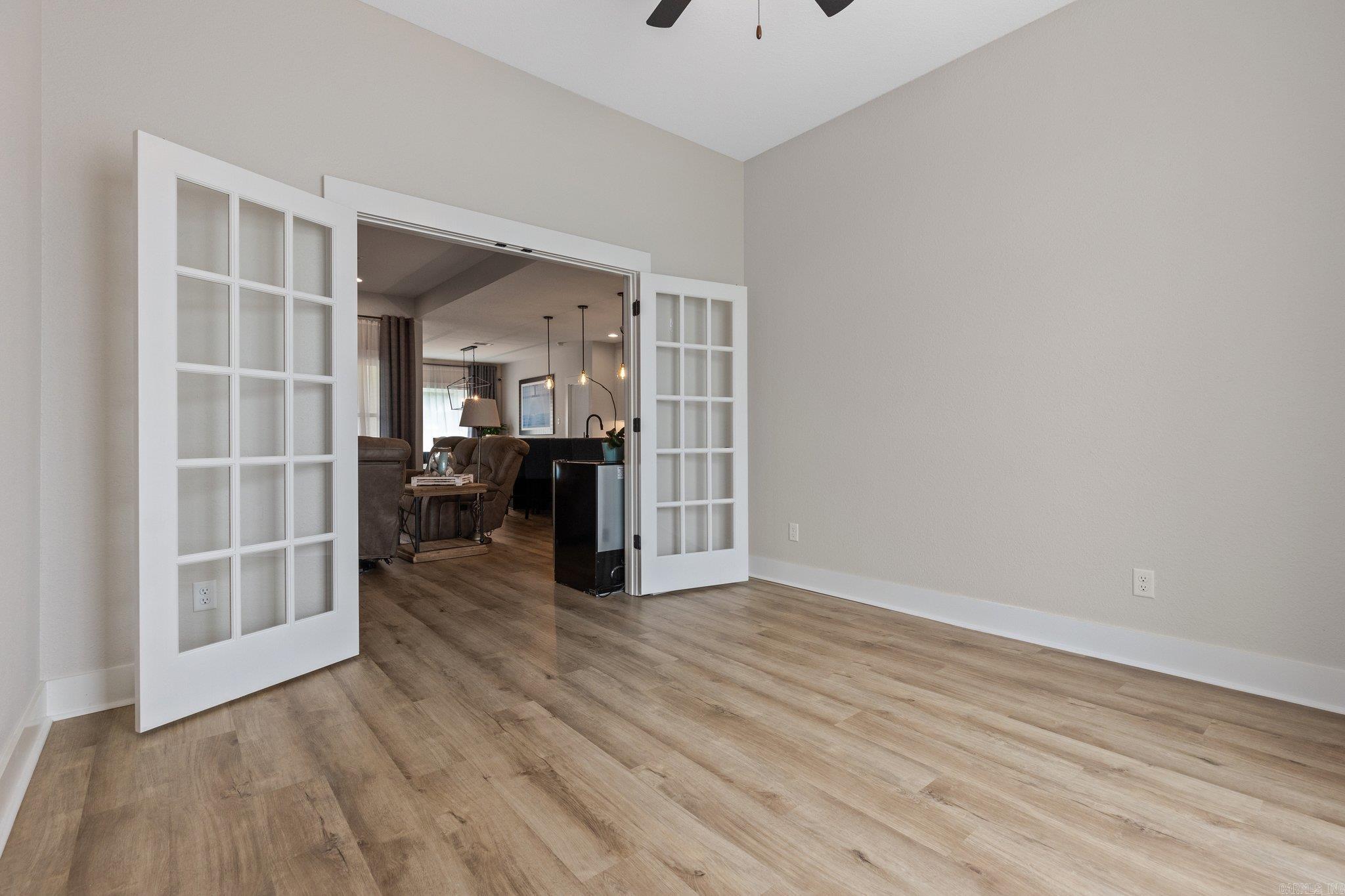 MILLERS GLENN - Residential