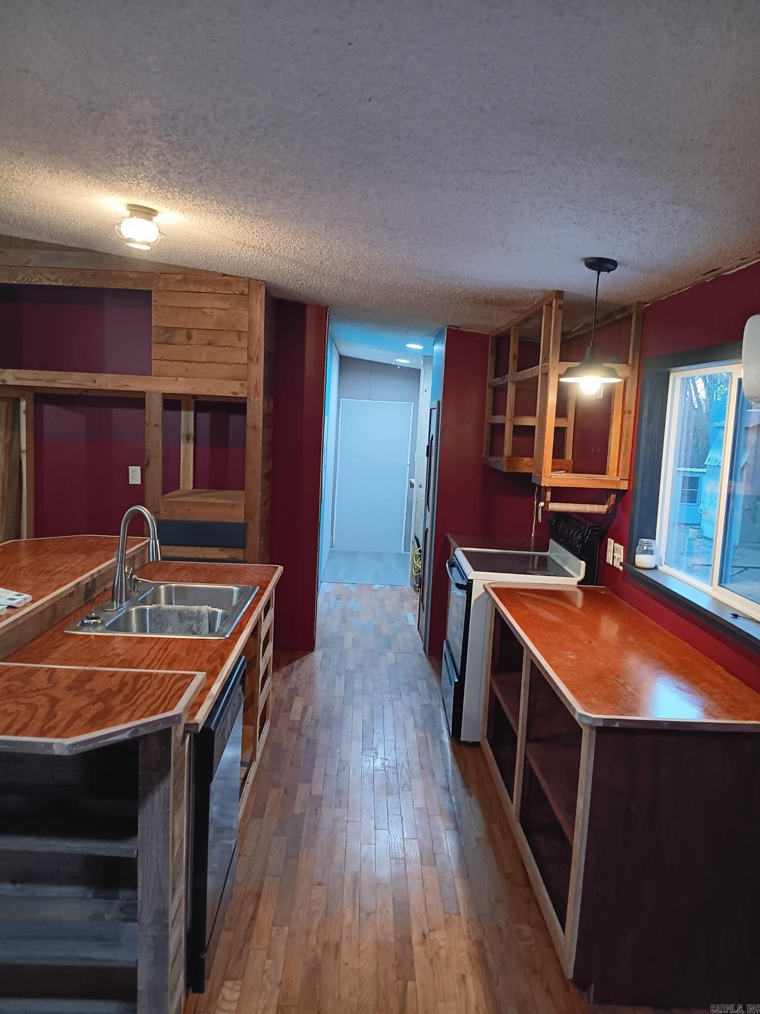 Piney Bay - Residential