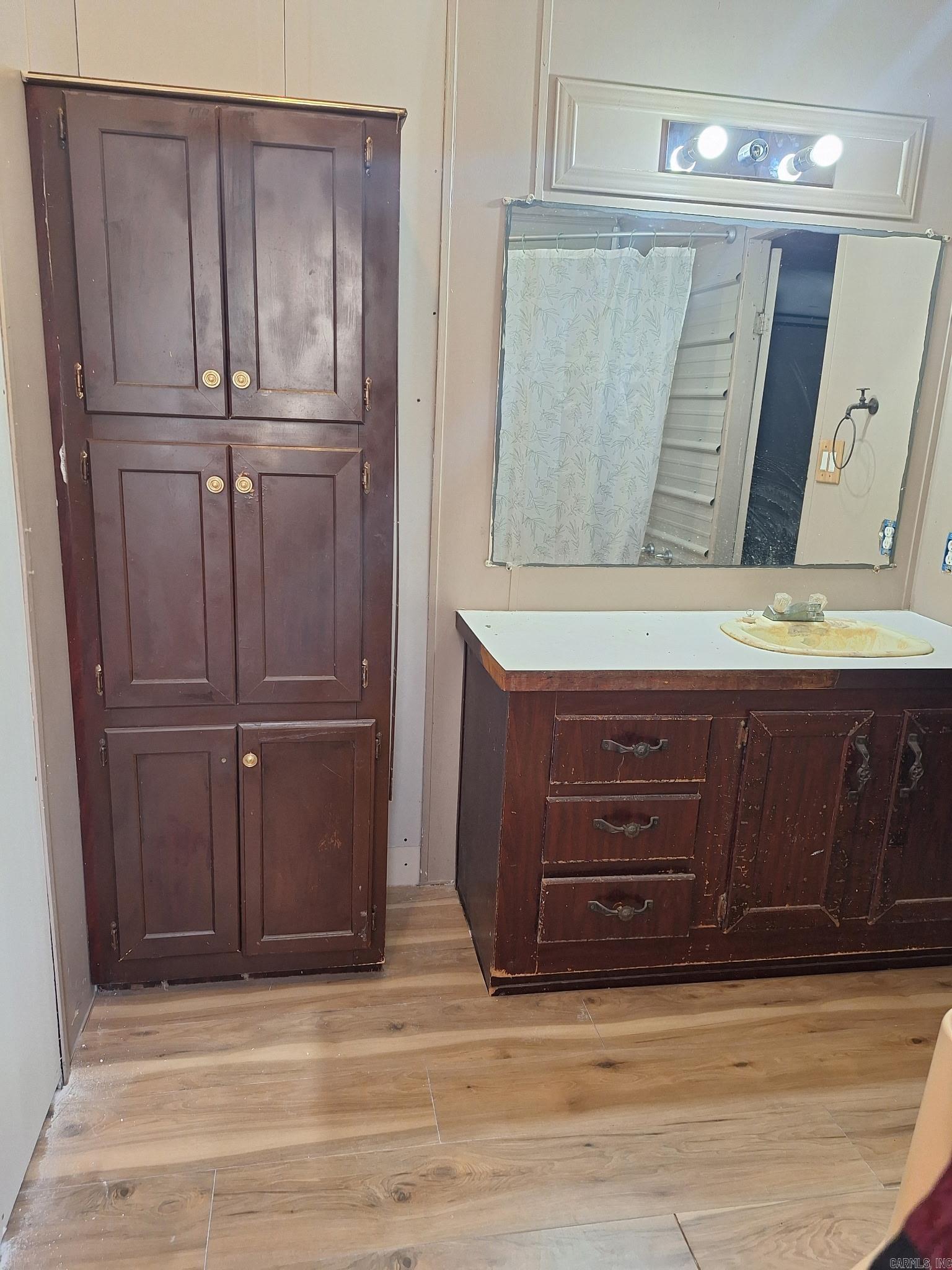 Piney Bay - Residential