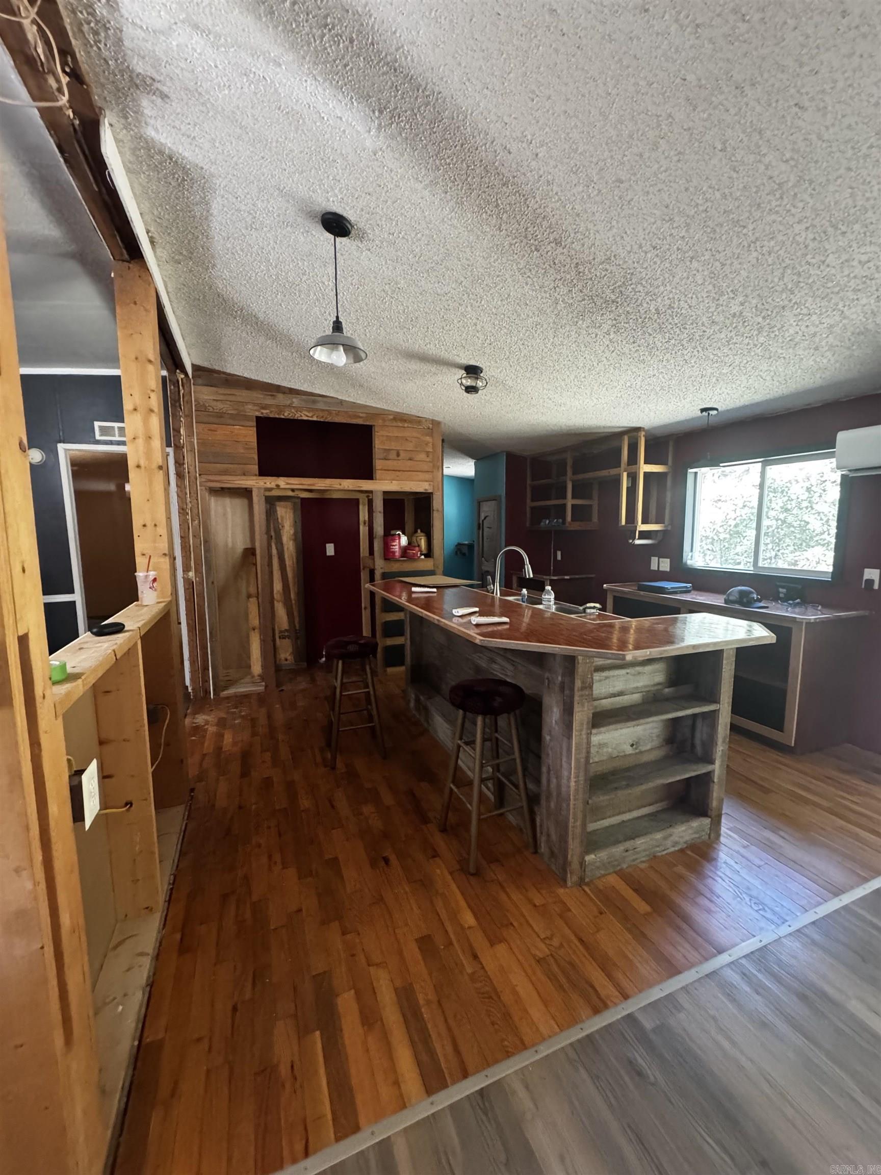 Piney Bay - Residential