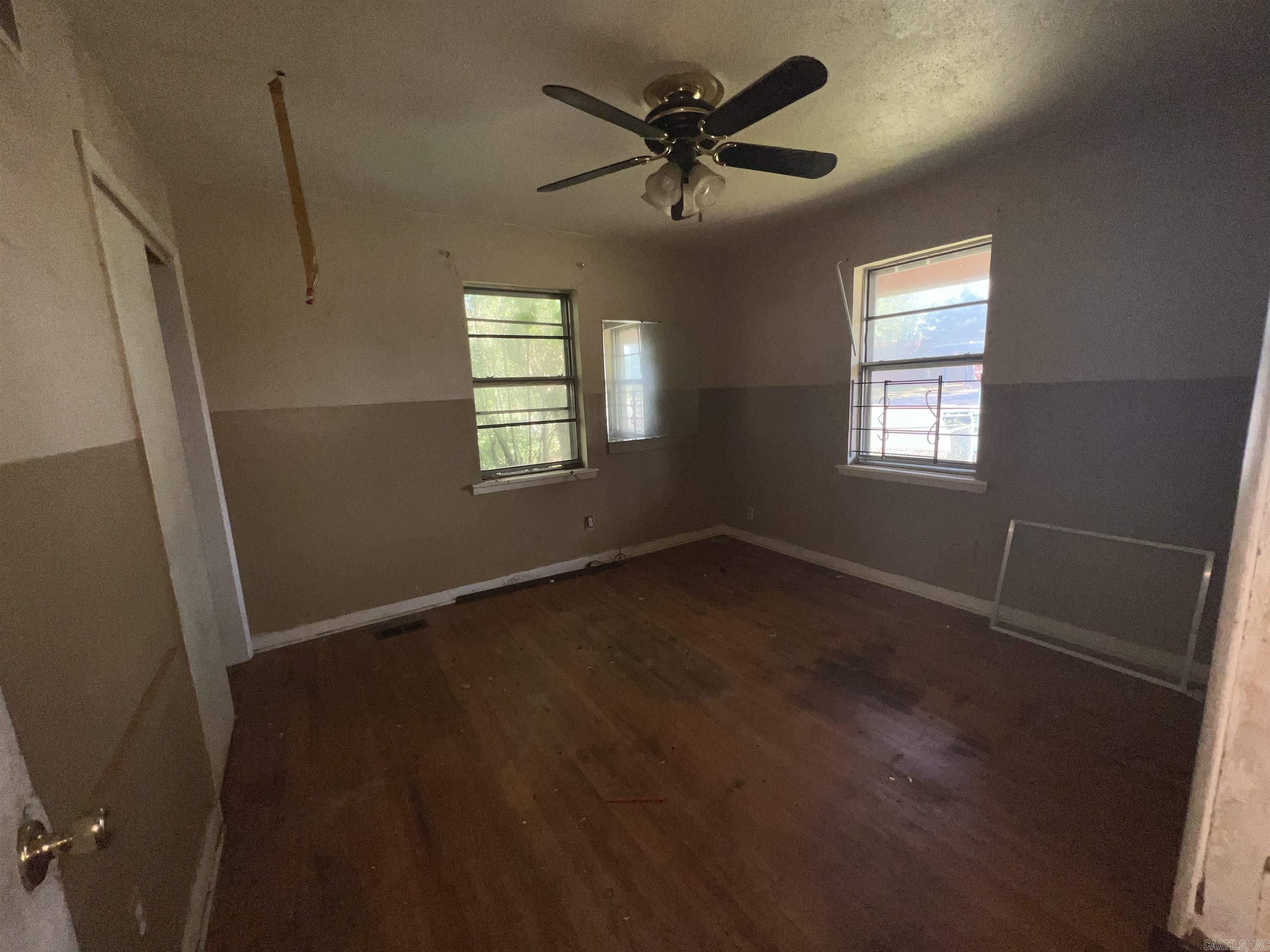 HAMILTON & BRACK - Residential