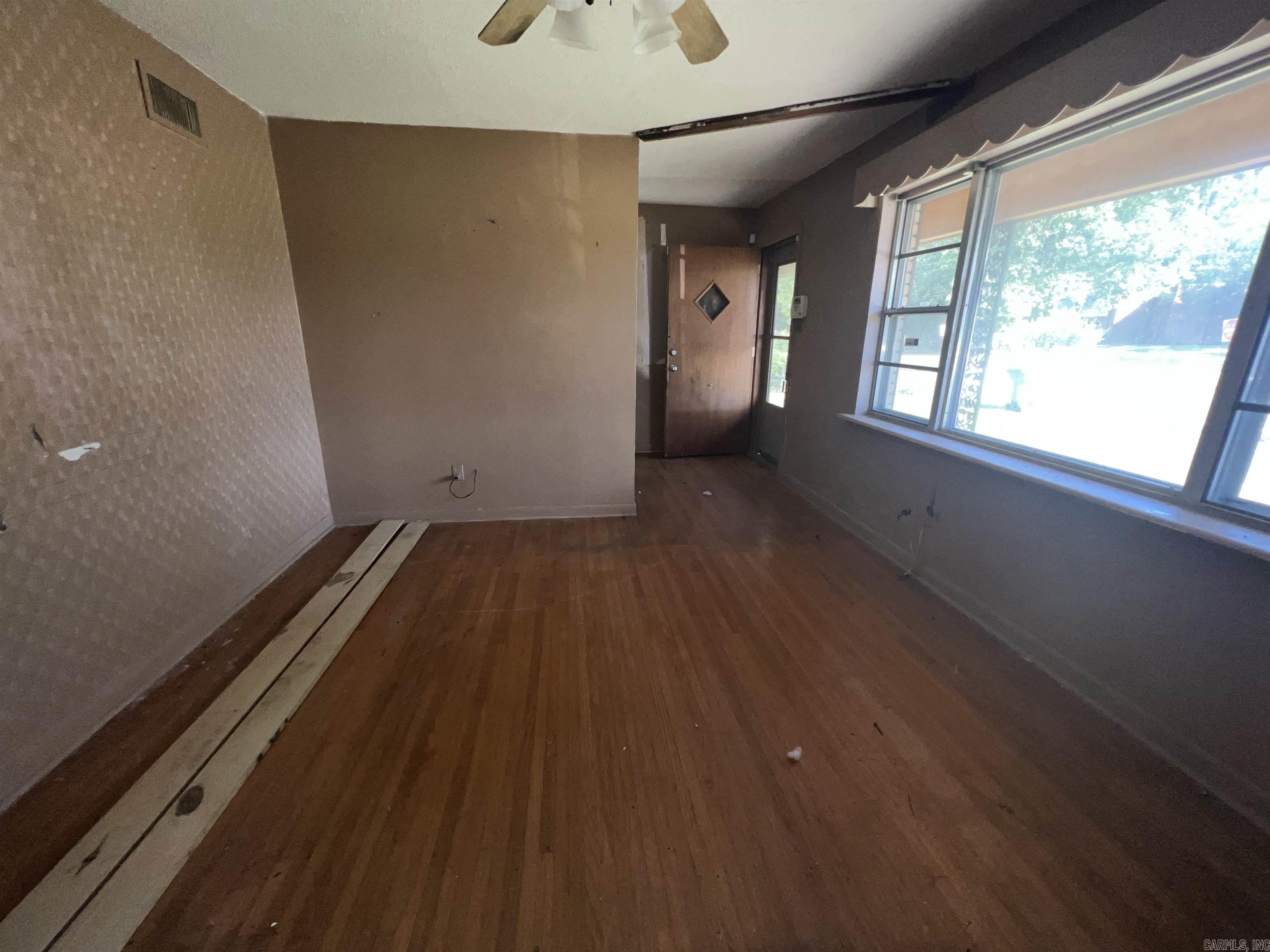 HAMILTON & BRACK - Residential