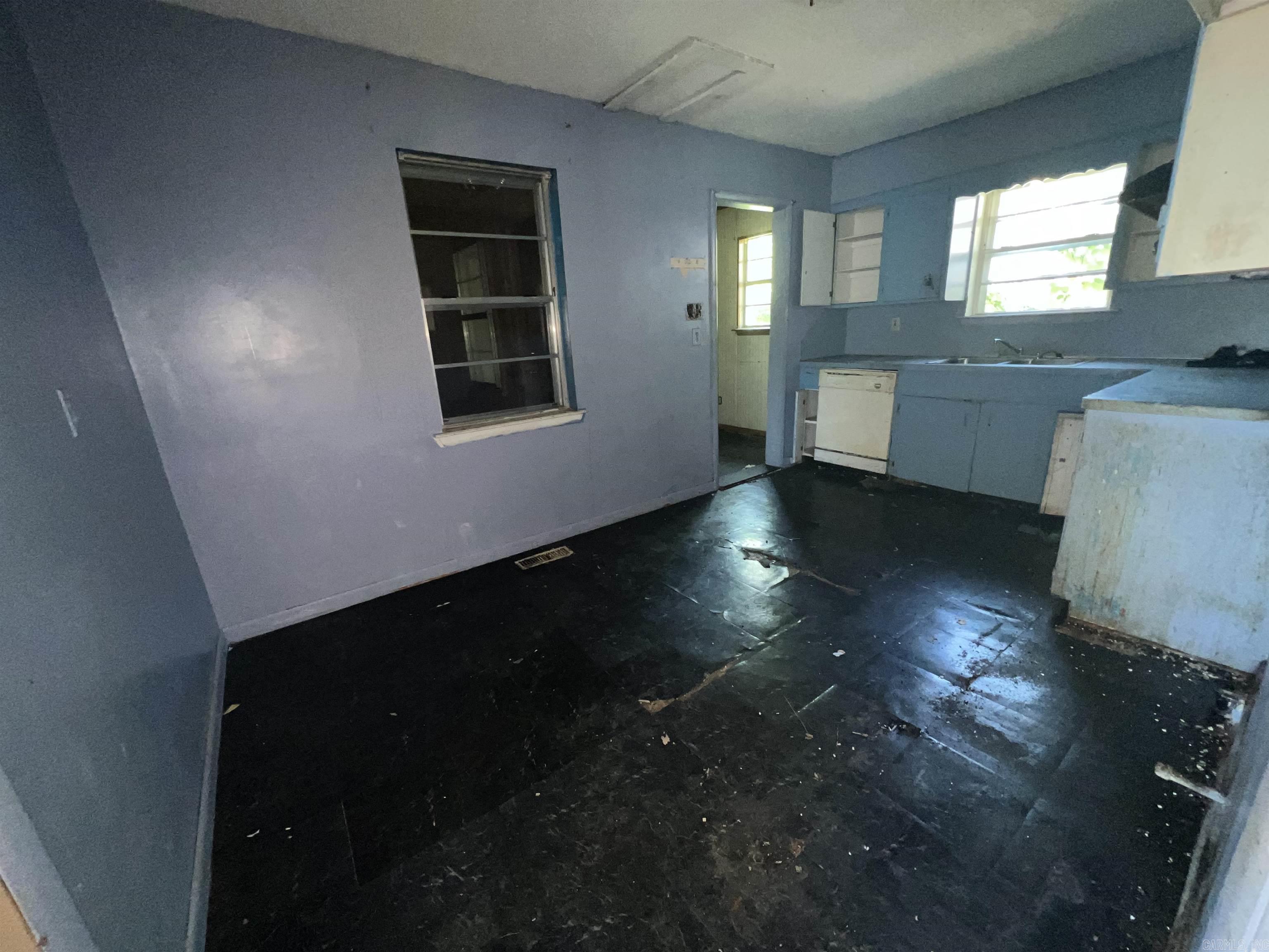 HAMILTON & BRACK - Residential