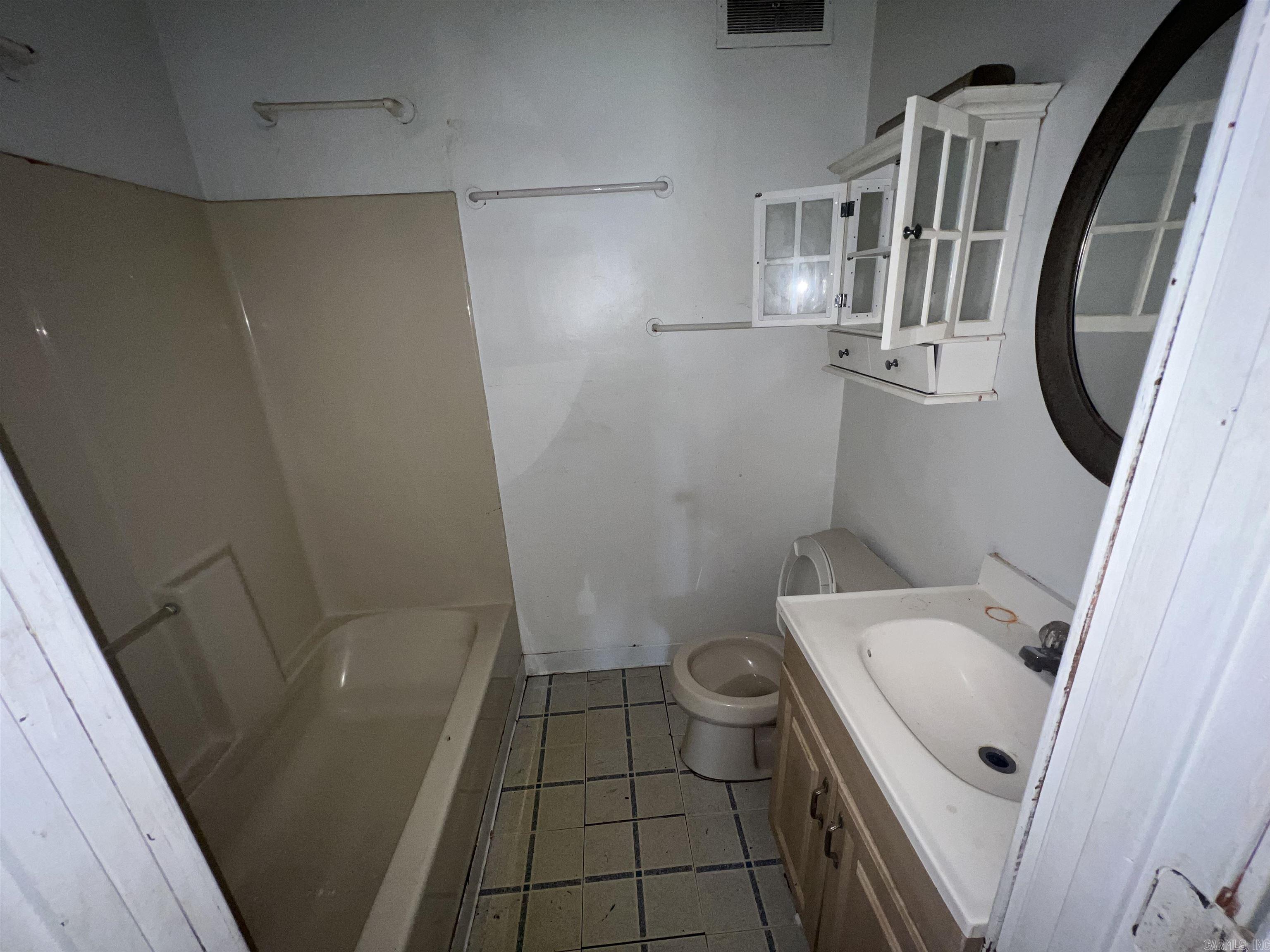 HAMILTON & BRACK - Residential