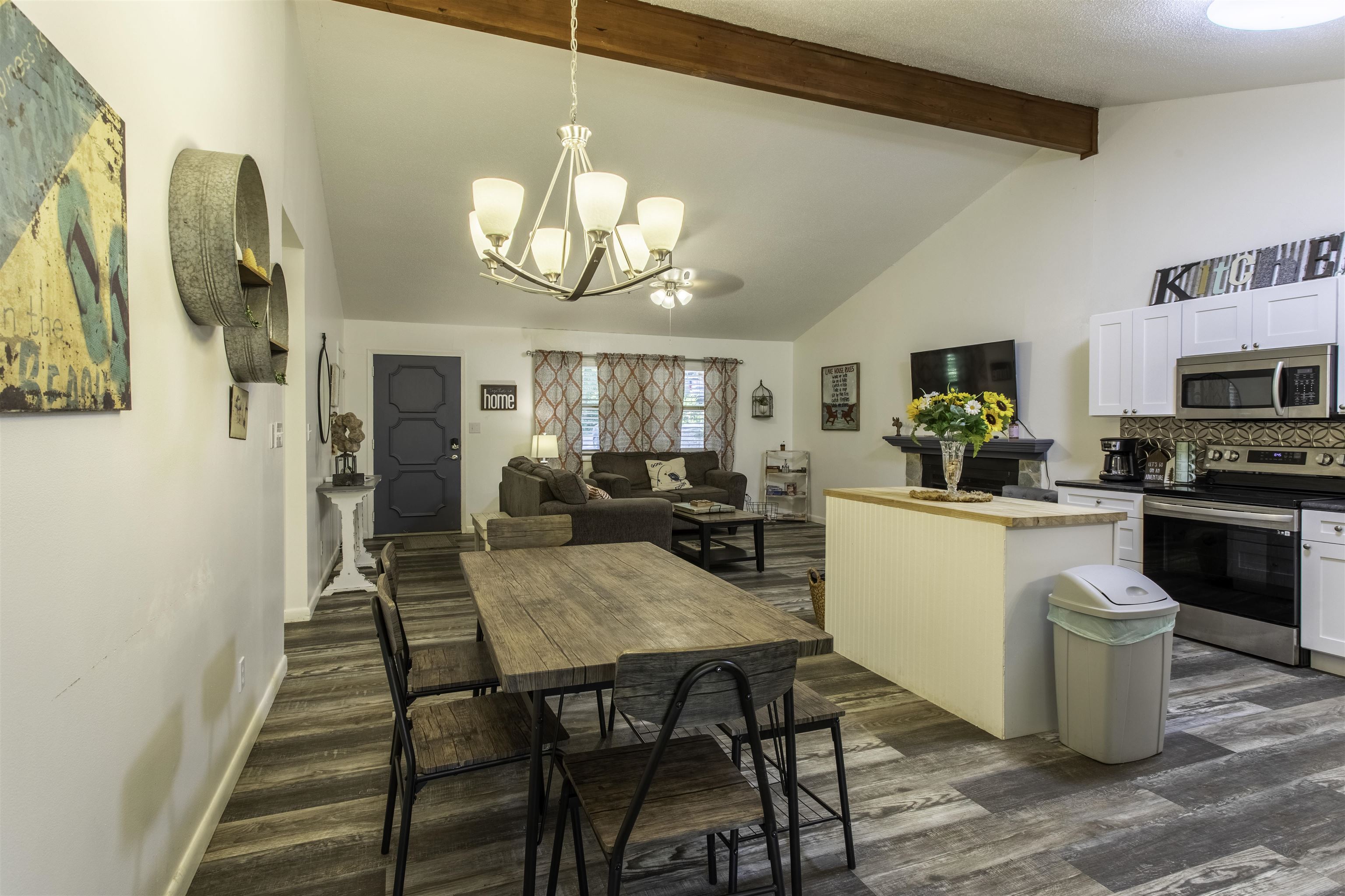 Navajo Second - Residential