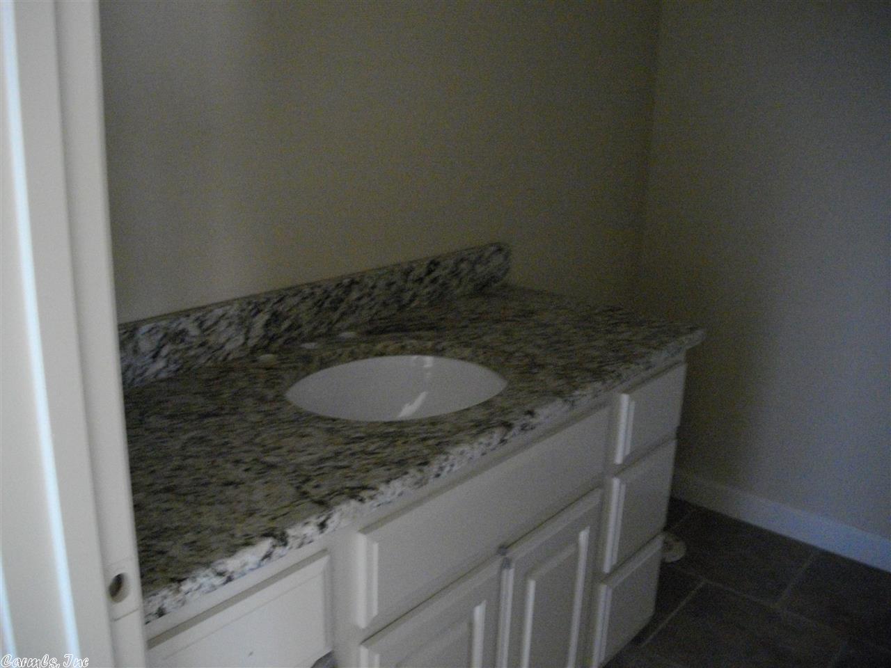 COUNTRY CLUB OF ARK THE - Residential