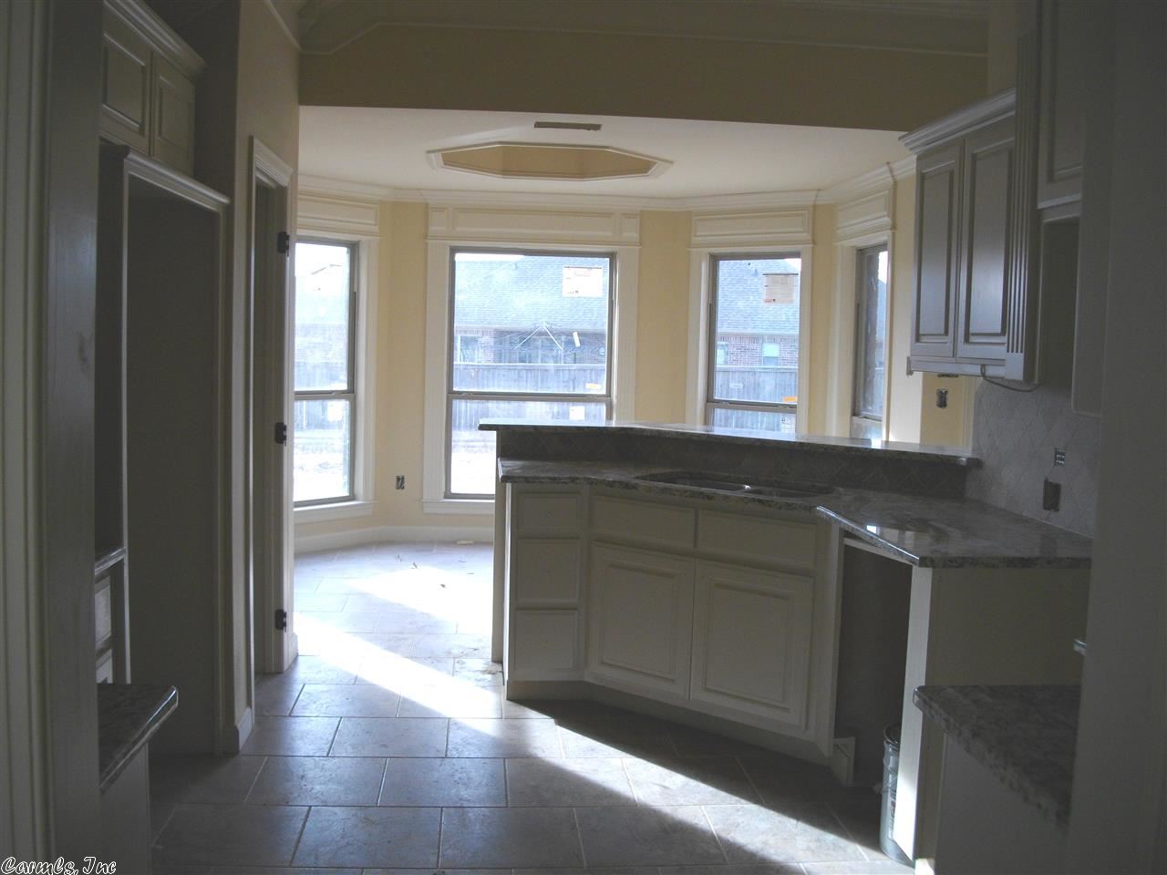 COUNTRY CLUB OF ARK THE - Residential