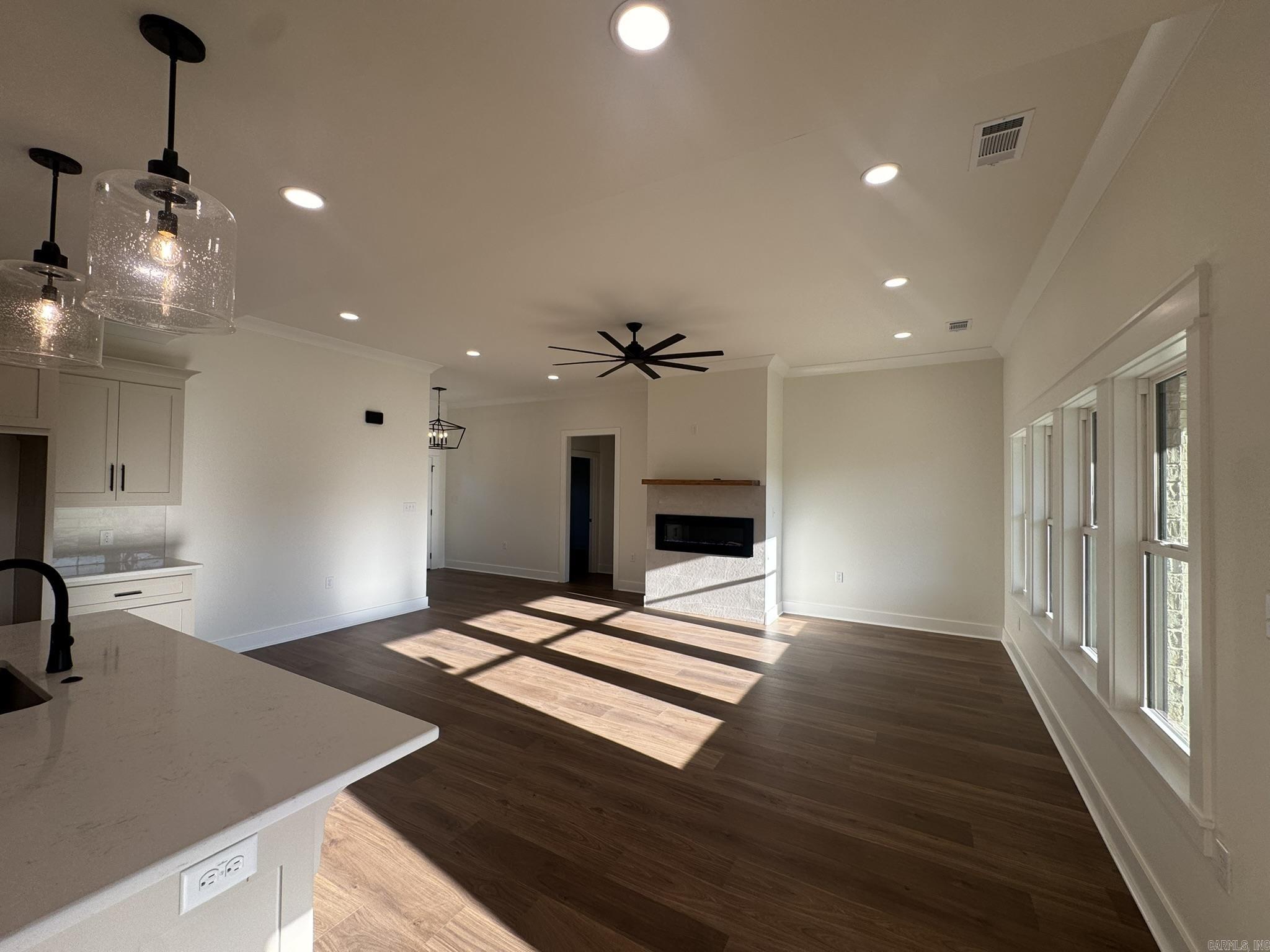 WINDRIDGE ESTATES PHASE 1 - Residential
