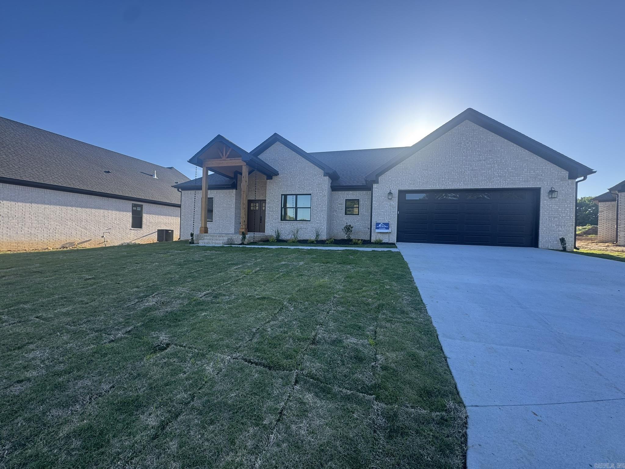 WINDRIDGE ESTATES PHASE 1 - Residential