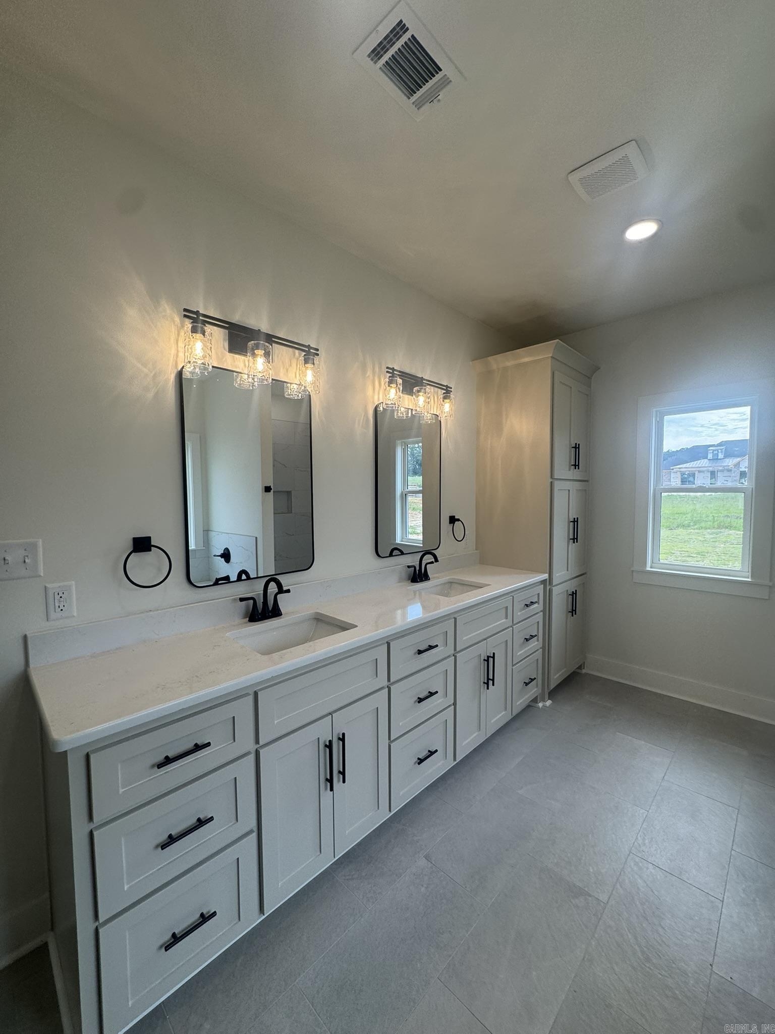 WINDRIDGE ESTATES PHASE 1 - Residential