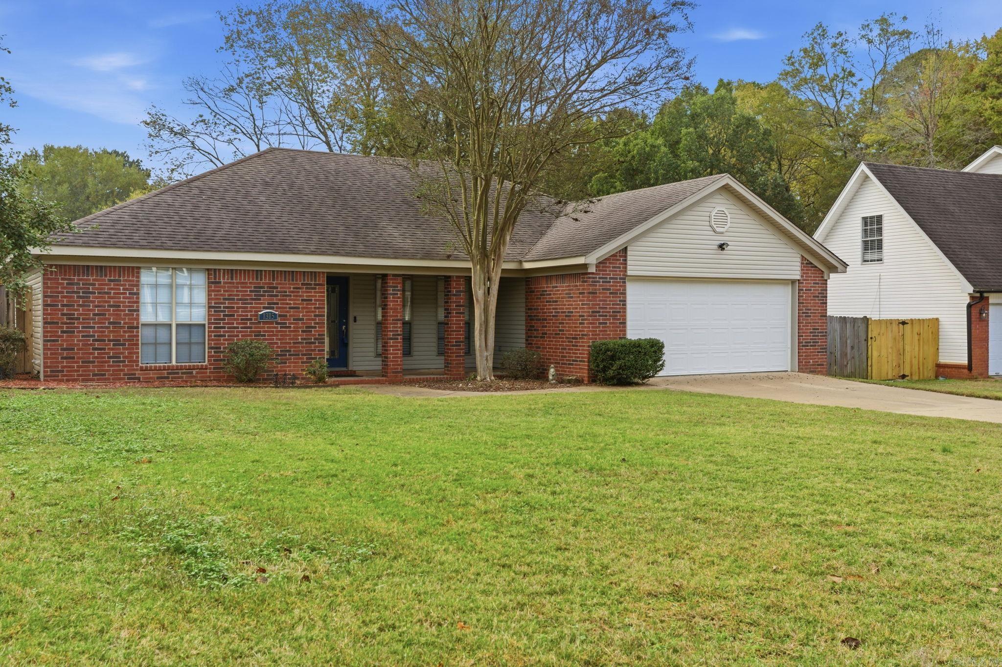 MILLER PLACE - Residential