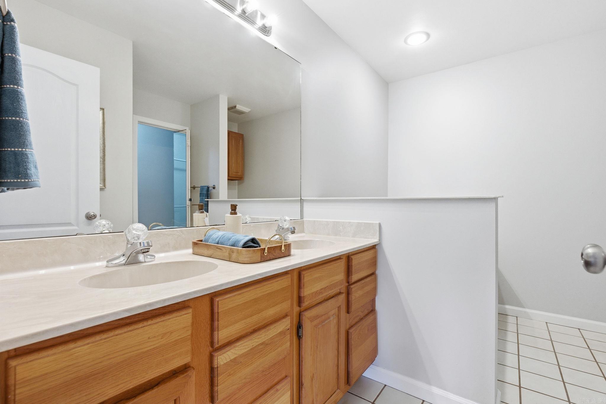 MILLER PLACE - Residential