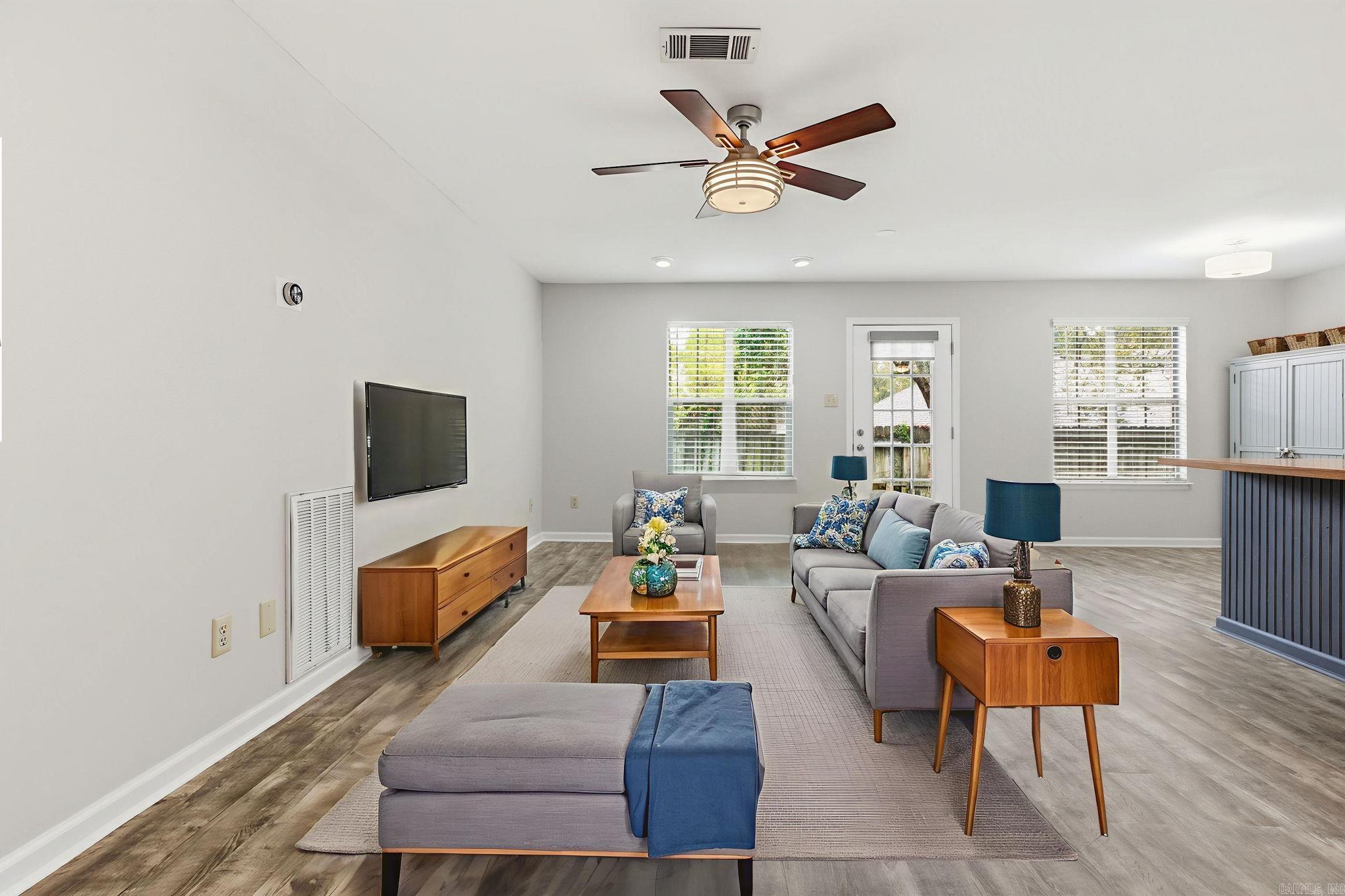 MILLER PLACE - Residential