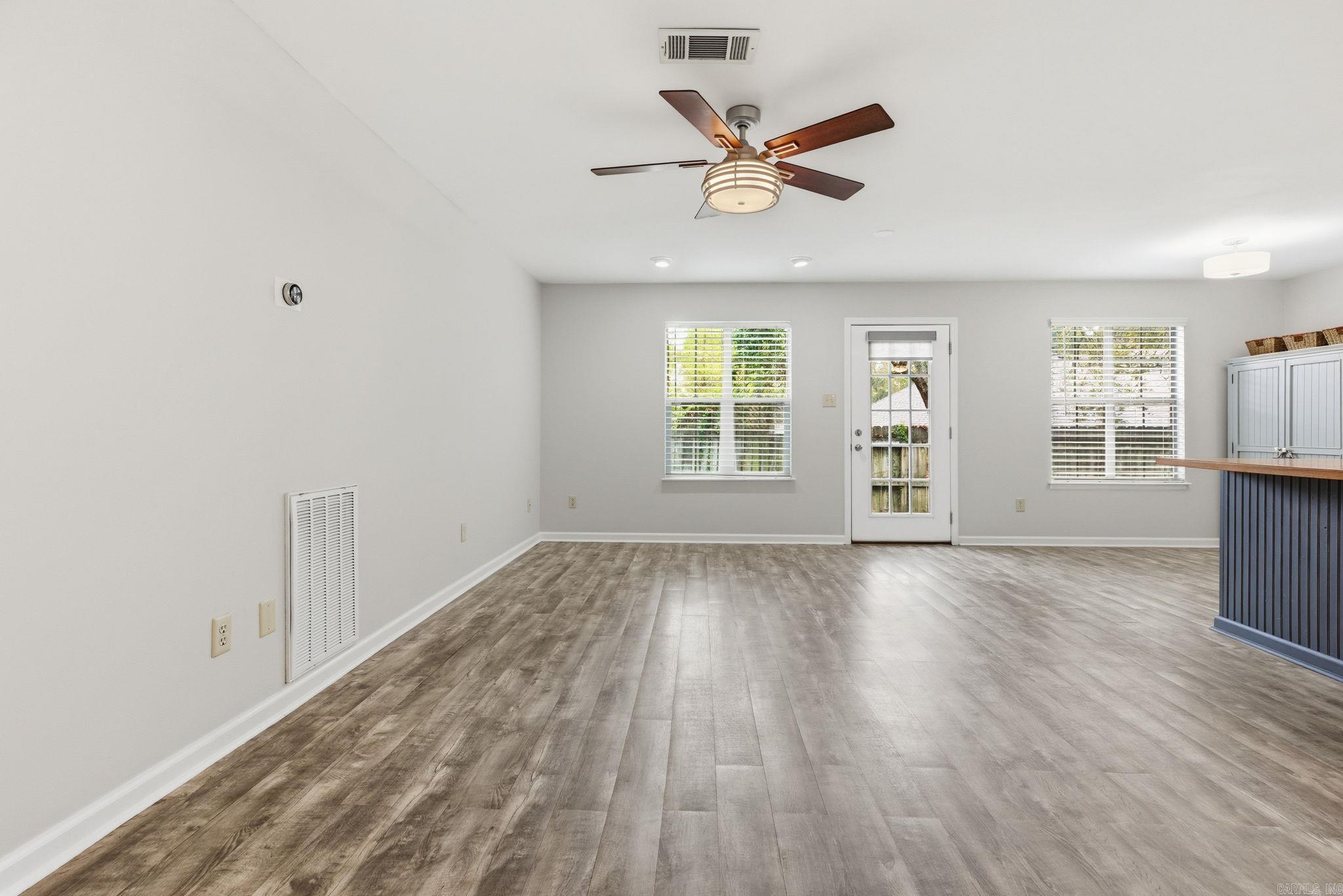 MILLER PLACE - Residential