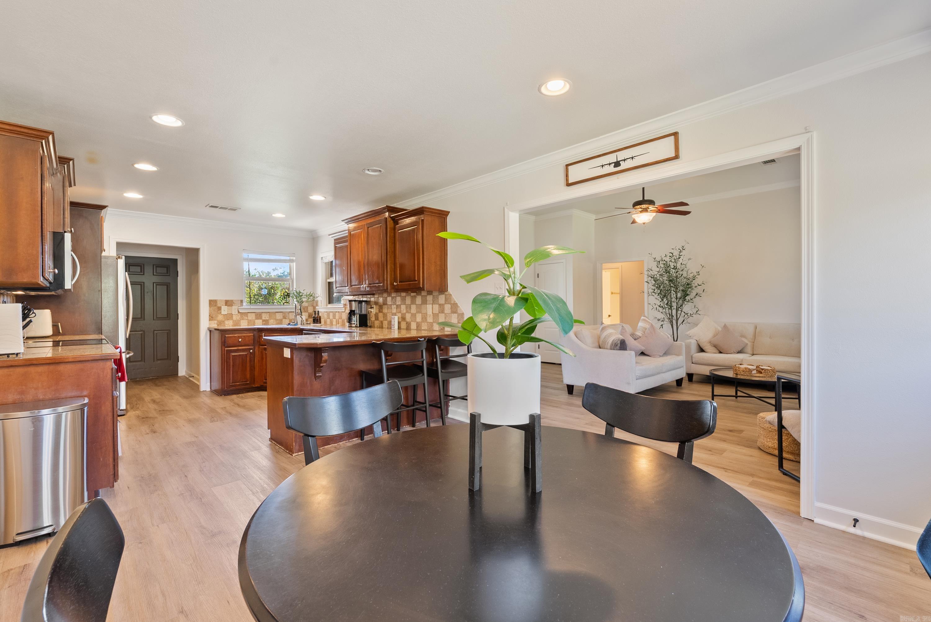 BASE MEADOWS ADDN - Residential