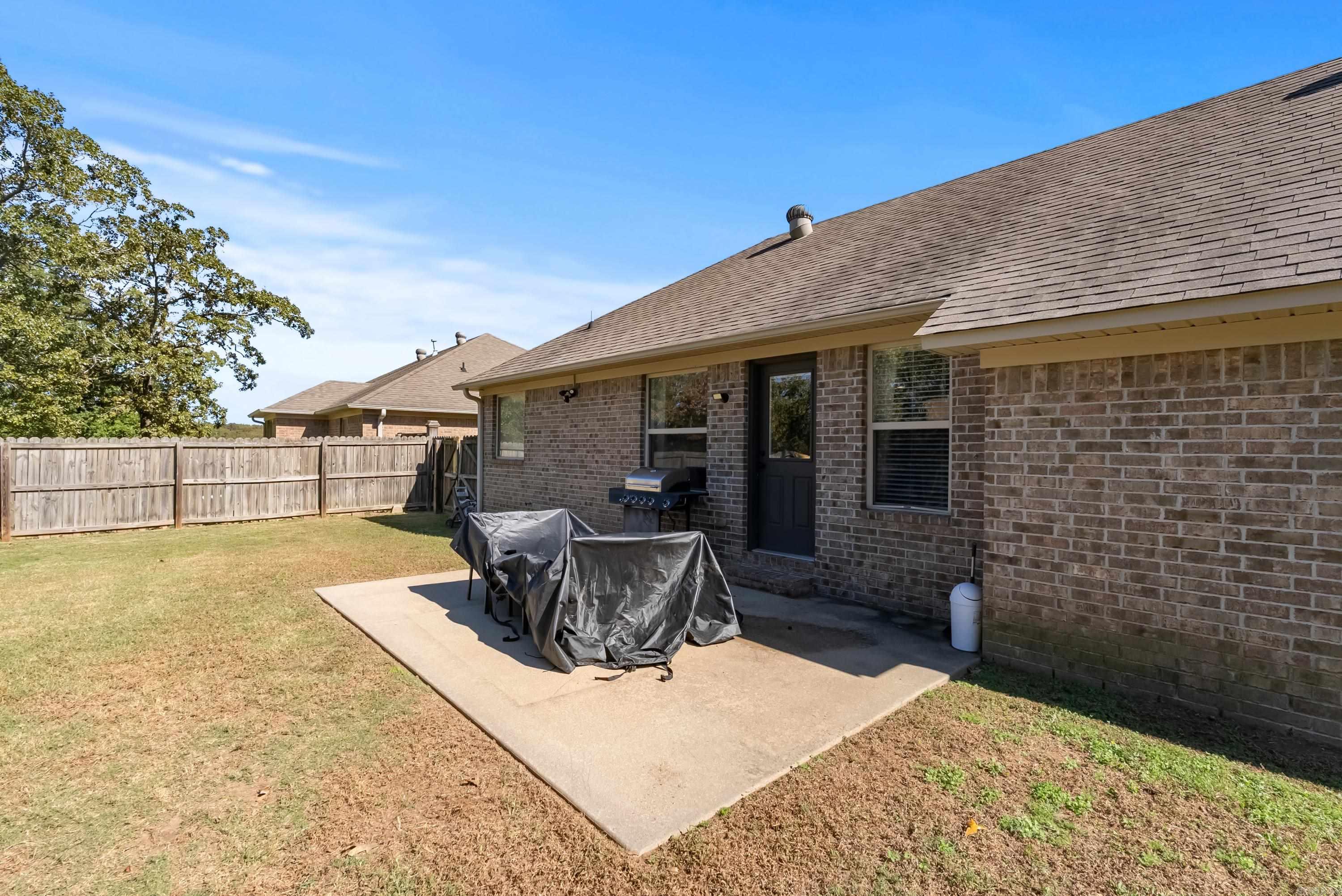 BASE MEADOWS ADDN - Residential