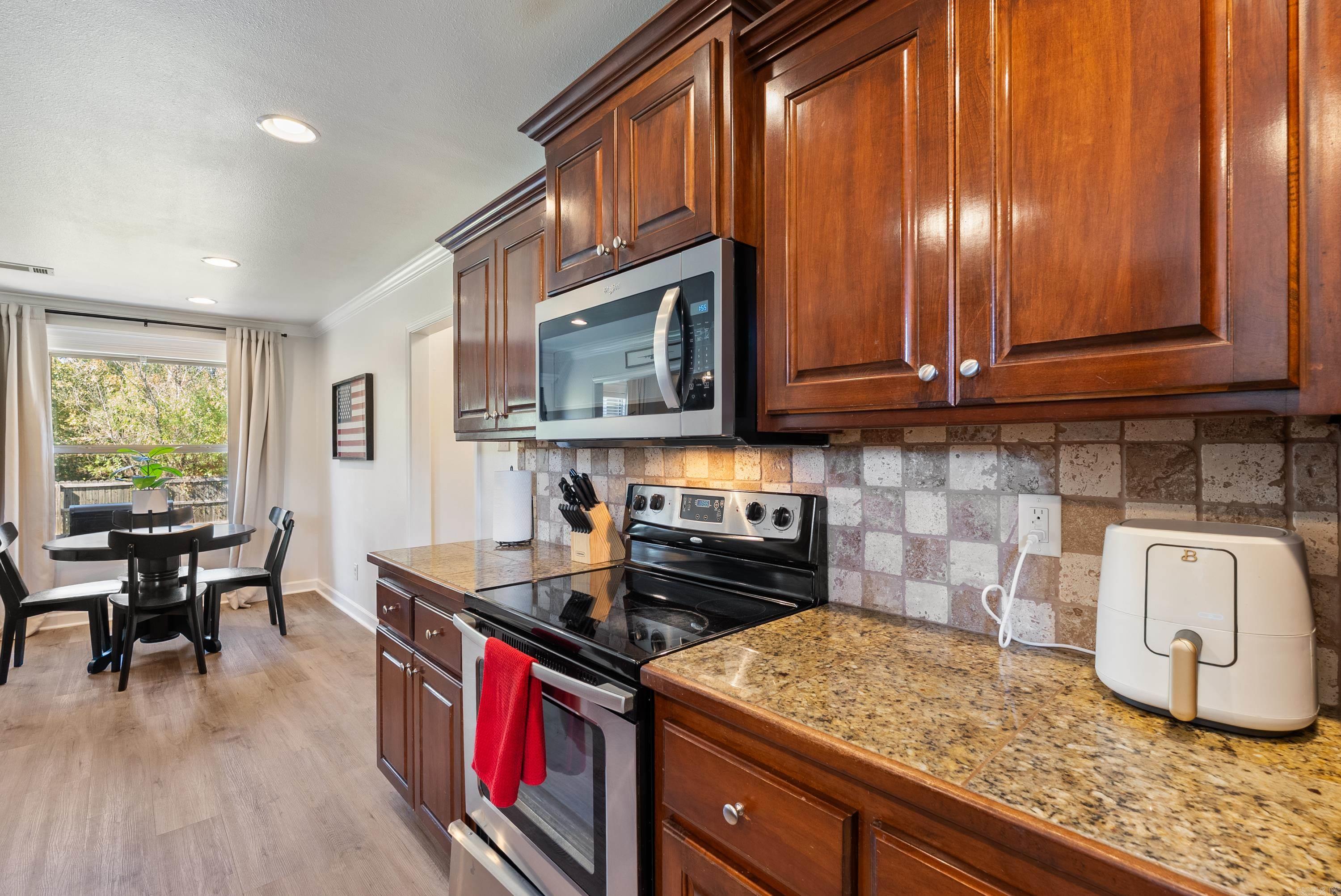 BASE MEADOWS ADDN - Residential