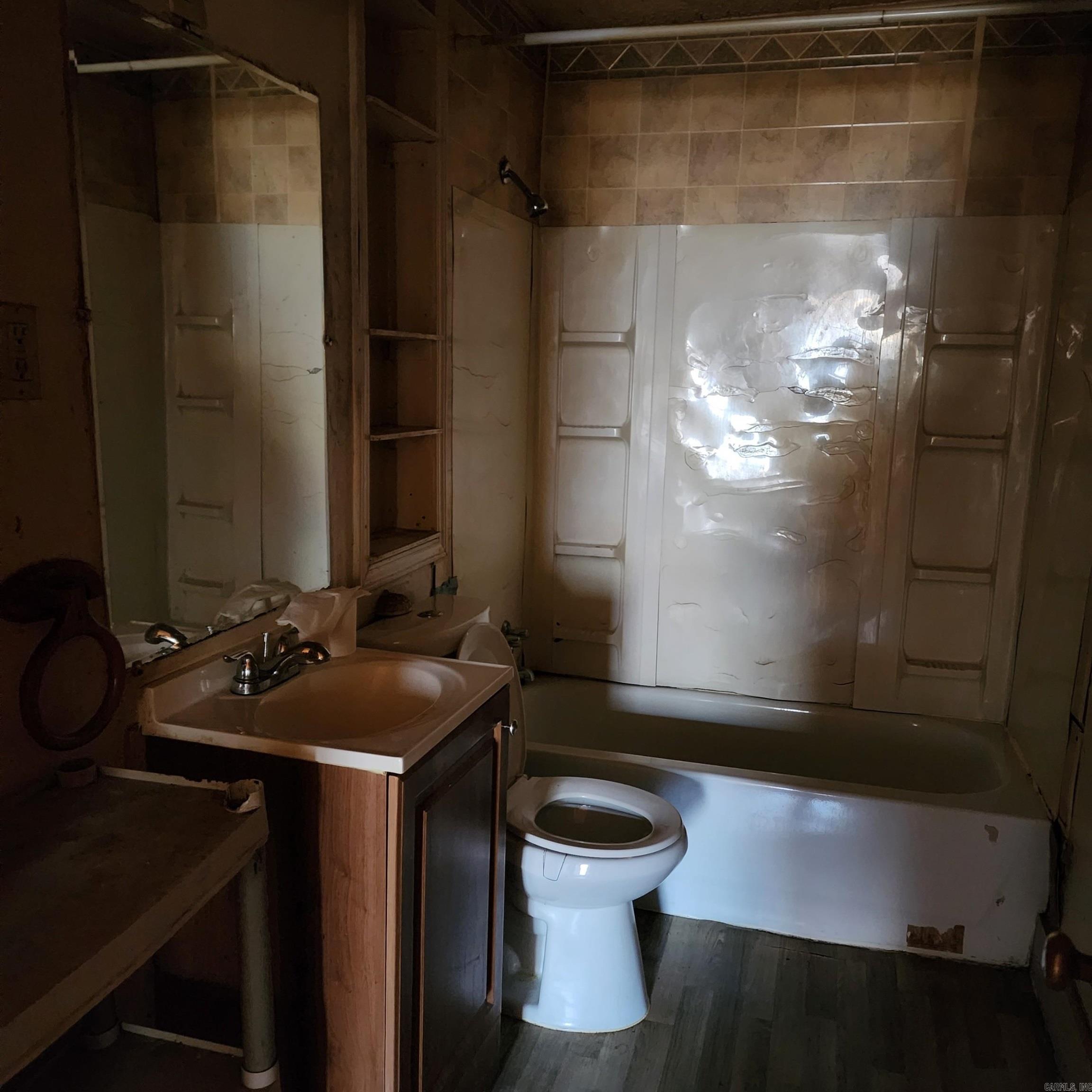 LASKERS - Residential