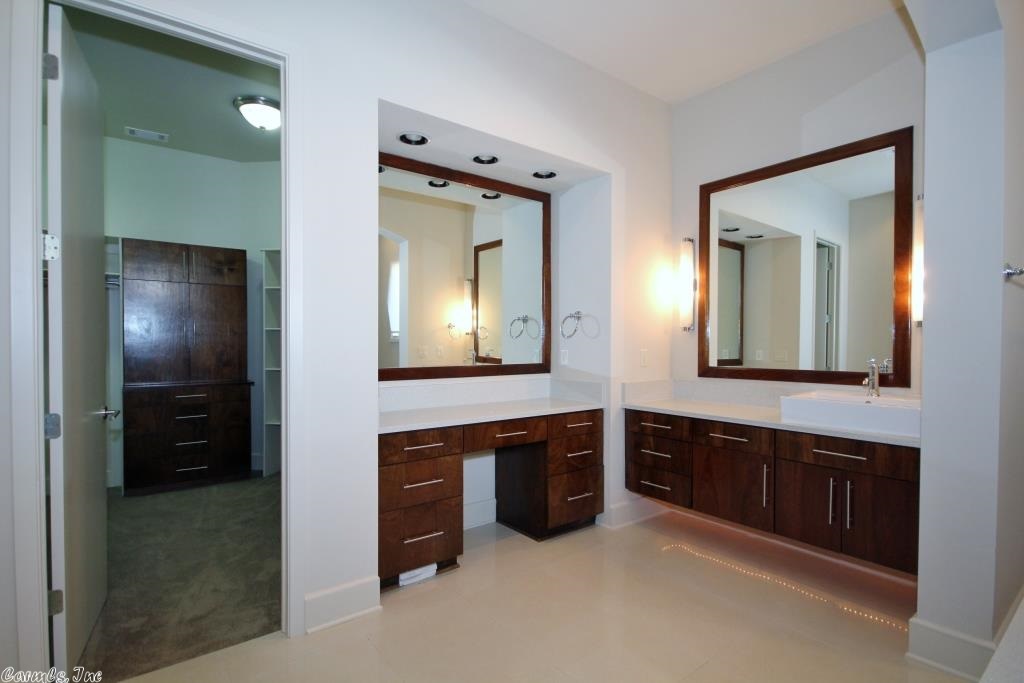 CHENAL VALLEY DEAUVILLE PLACE - Residential