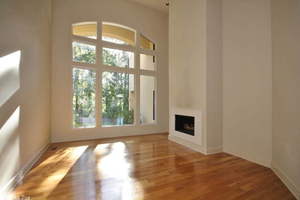 CHENAL VALLEY DEAUVILLE PLACE - Residential