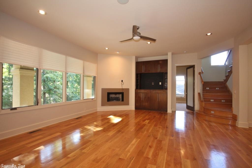 CHENAL VALLEY DEAUVILLE PLACE - Residential