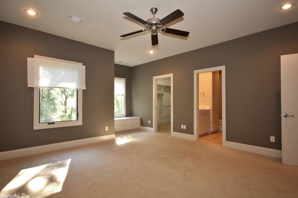 CHENAL VALLEY DEAUVILLE PLACE - Residential